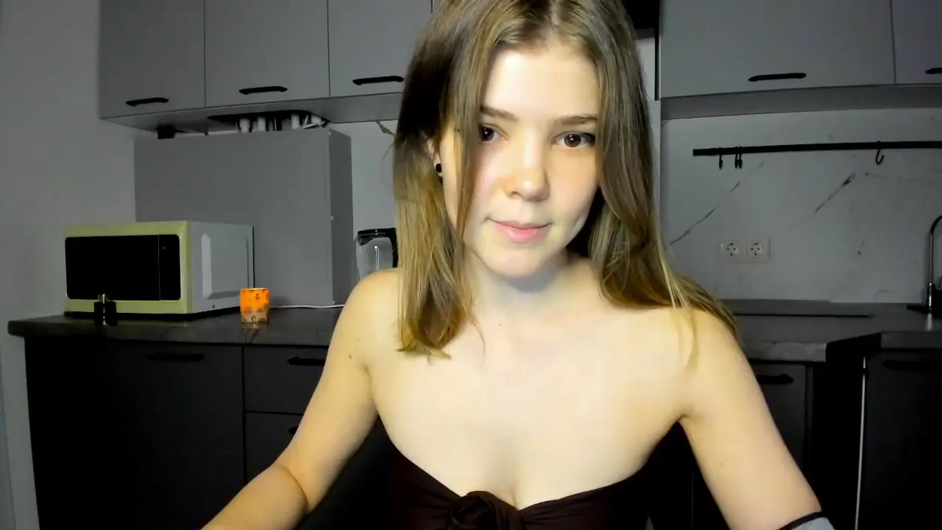 Gallery image thumbnail from EvaMetal's myfreecams stream on, 11/18/2025, 18:02 image 16 of 20