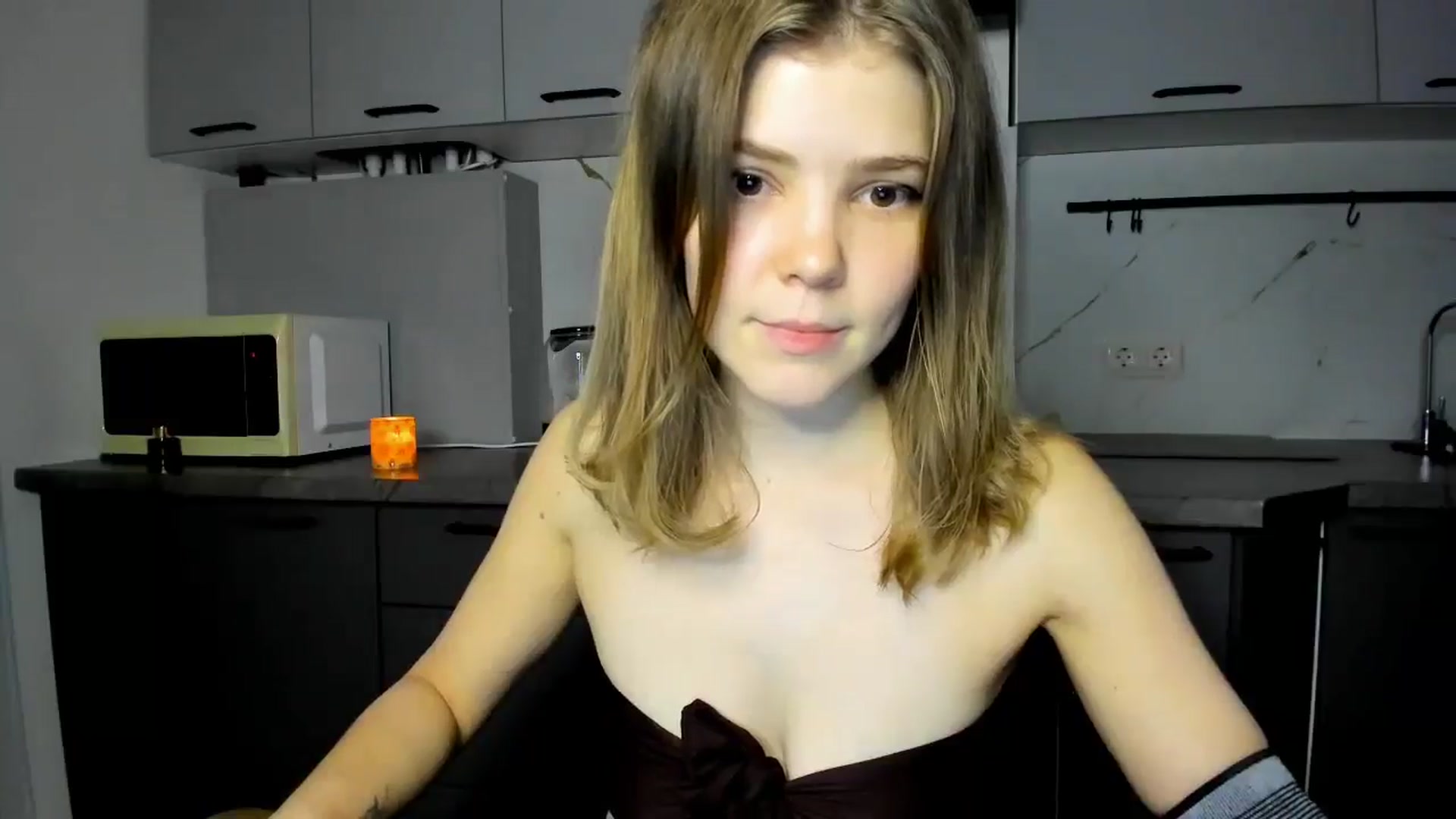 Gallery image thumbnail from EvaMetal's myfreecams stream on, 11/18/2025, 23:13 image 10 of 20