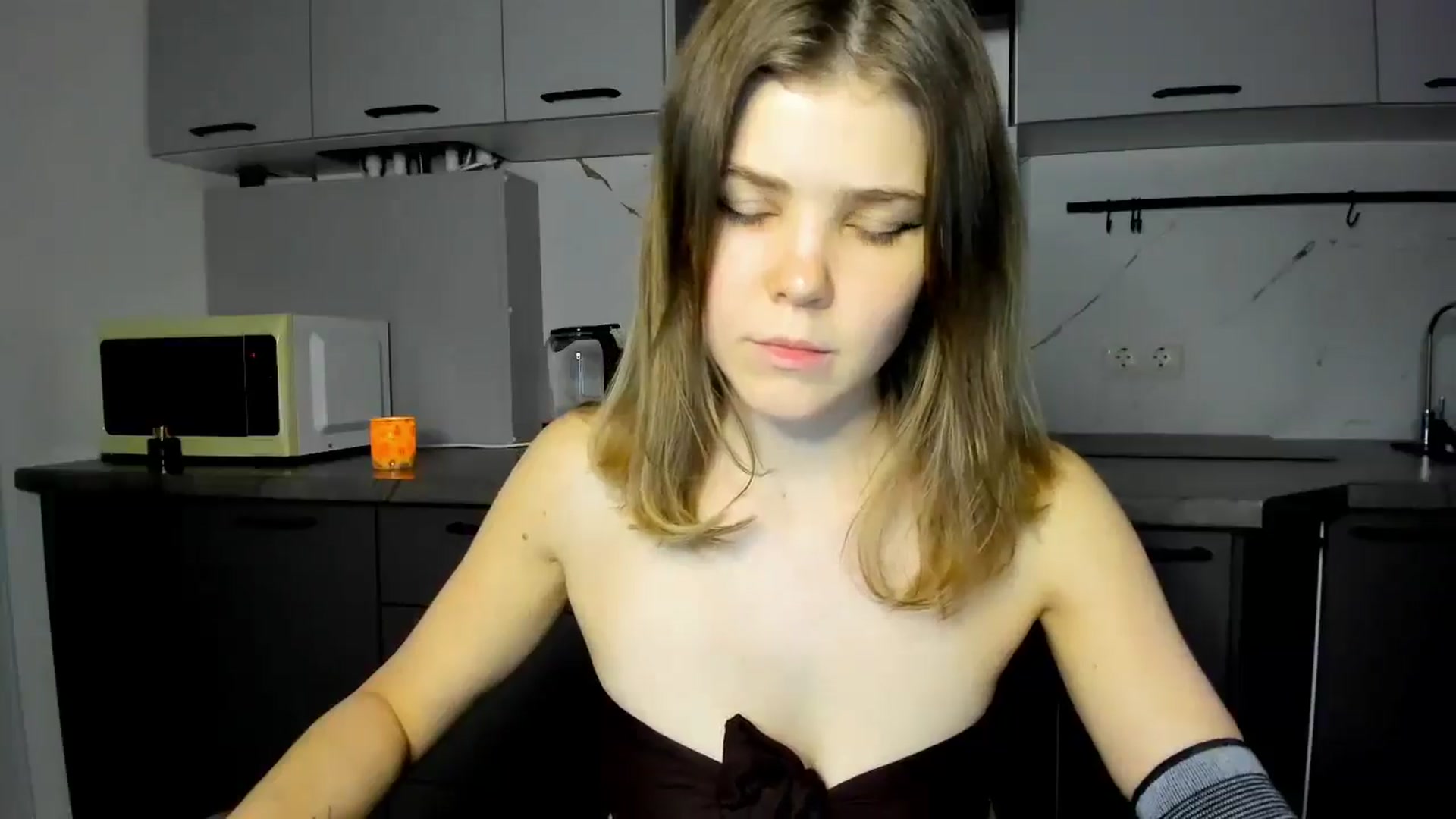 Gallery image thumbnail from EvaMetal's myfreecams stream on, 11/19/2025, 24:12 image 6 of 20