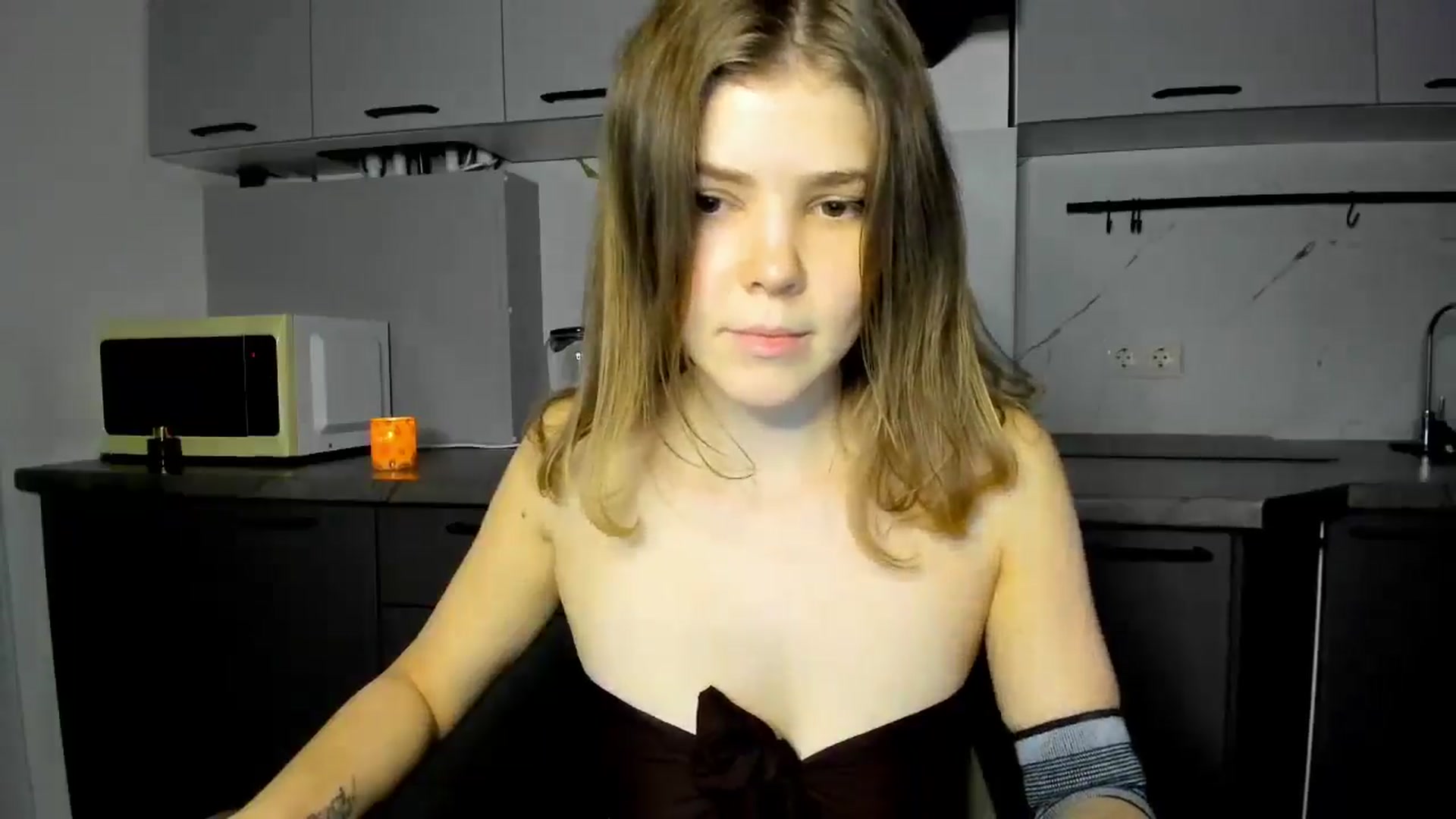 Gallery image thumbnail from EvaMetal's myfreecams stream on, 11/19/2025, 24:12 image 2 of 20