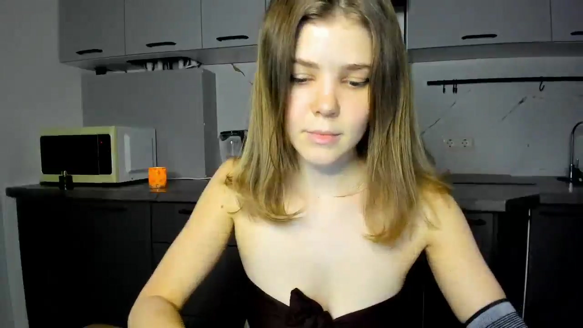 Gallery image thumbnail from EvaMetal's myfreecams stream on, 11/19/2025, 24:12 image 17 of 20
