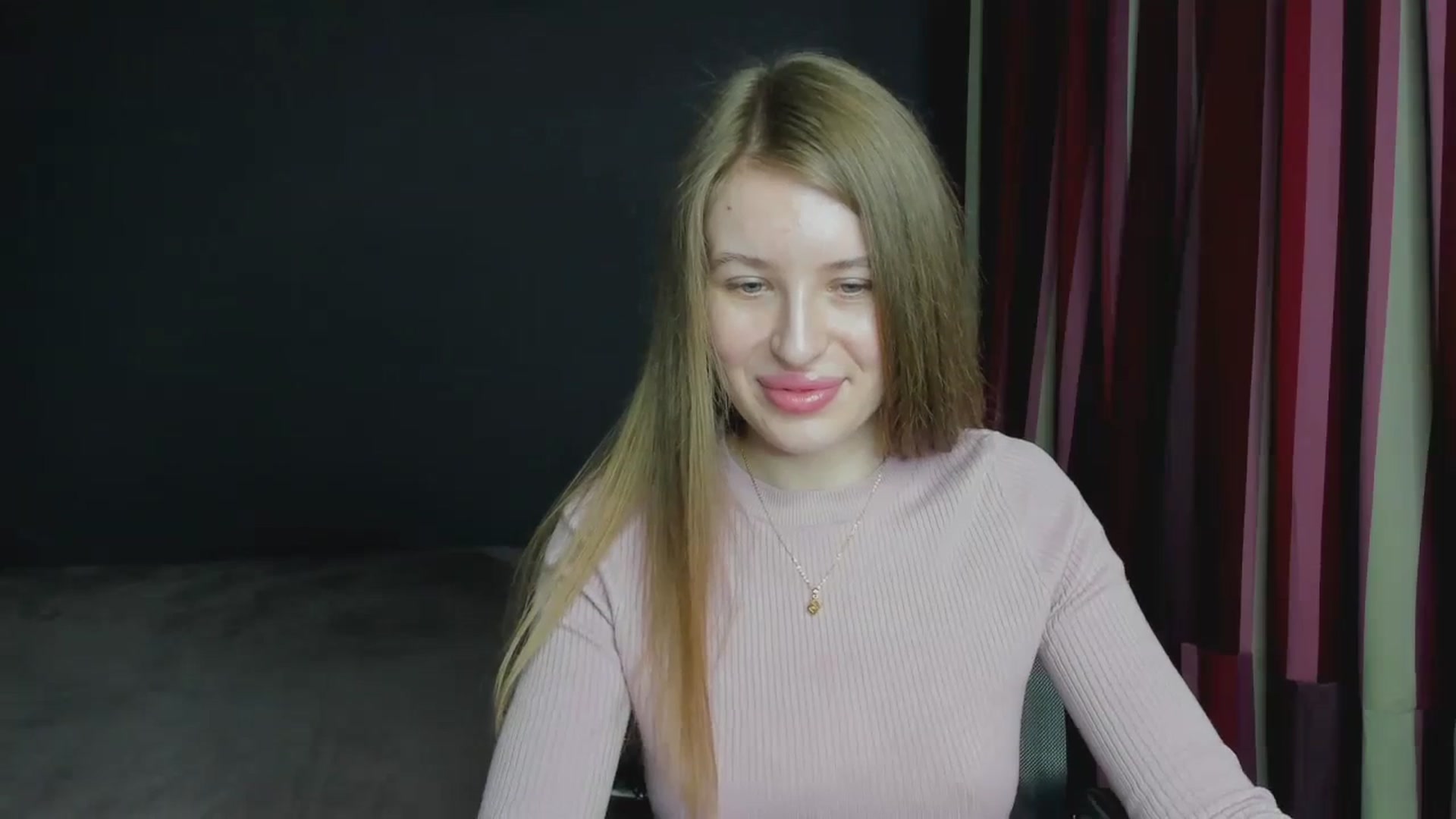 Gallery image thumbnail from EvaMonrow's myfreecams stream on, 03/26/2024, 14:26 image 6 of 20