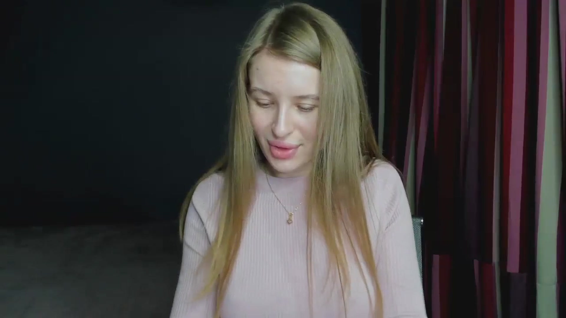 Gallery image thumbnail from EvaMonrow's myfreecams stream on, 03/26/2024, 17:14 image 18 of 20