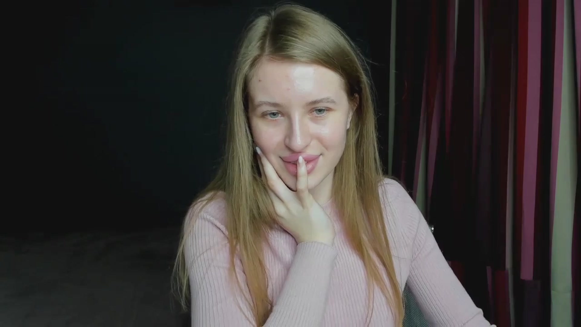 Gallery image thumbnail from EvaMonrow's myfreecams stream on, 03/26/2024, 17:14 image 17 of 20