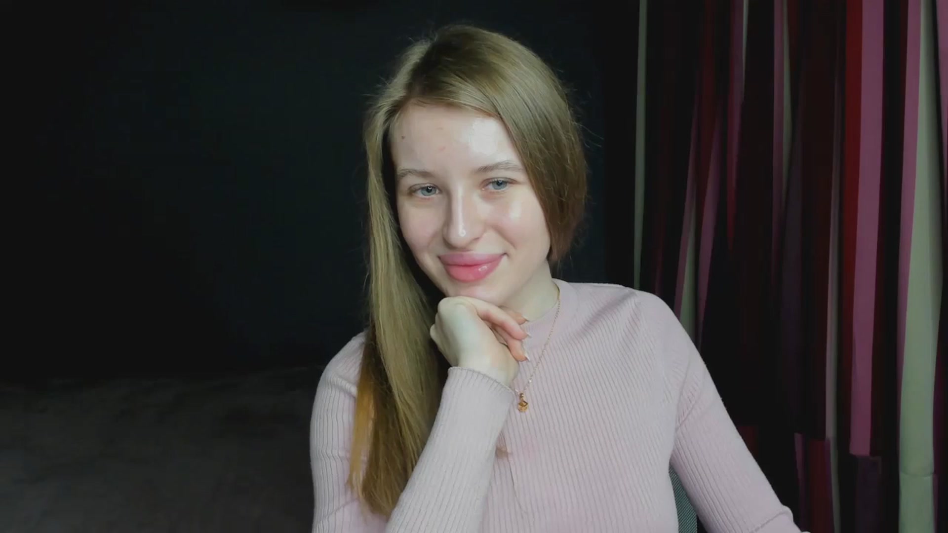 Gallery image thumbnail from EvaMonrow's myfreecams stream on, 03/26/2024, 17:14 image 8 of 20