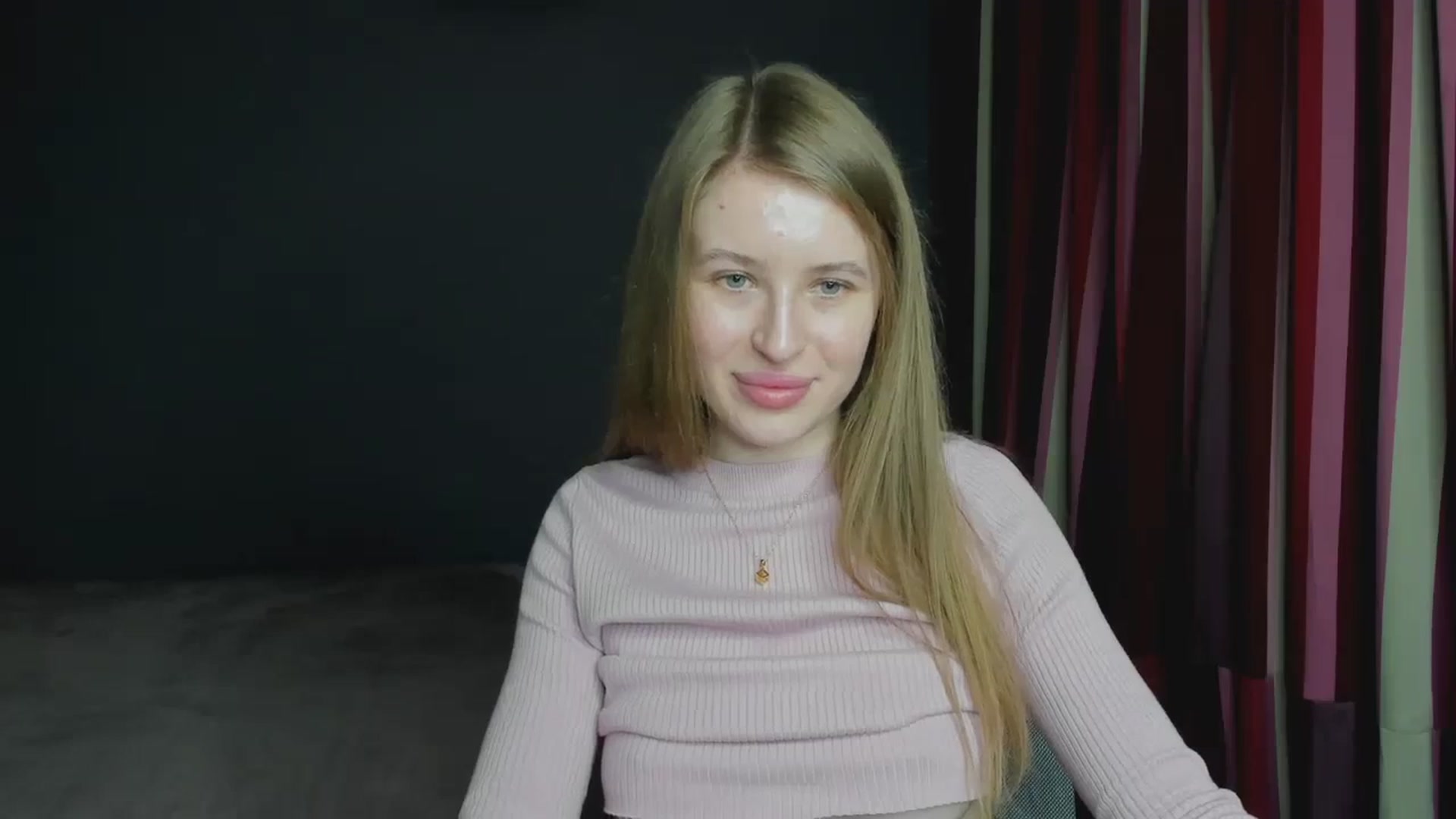 Gallery image thumbnail from EvaMonrow's myfreecams stream on, 03/26/2024, 17:14 image 2 of 20