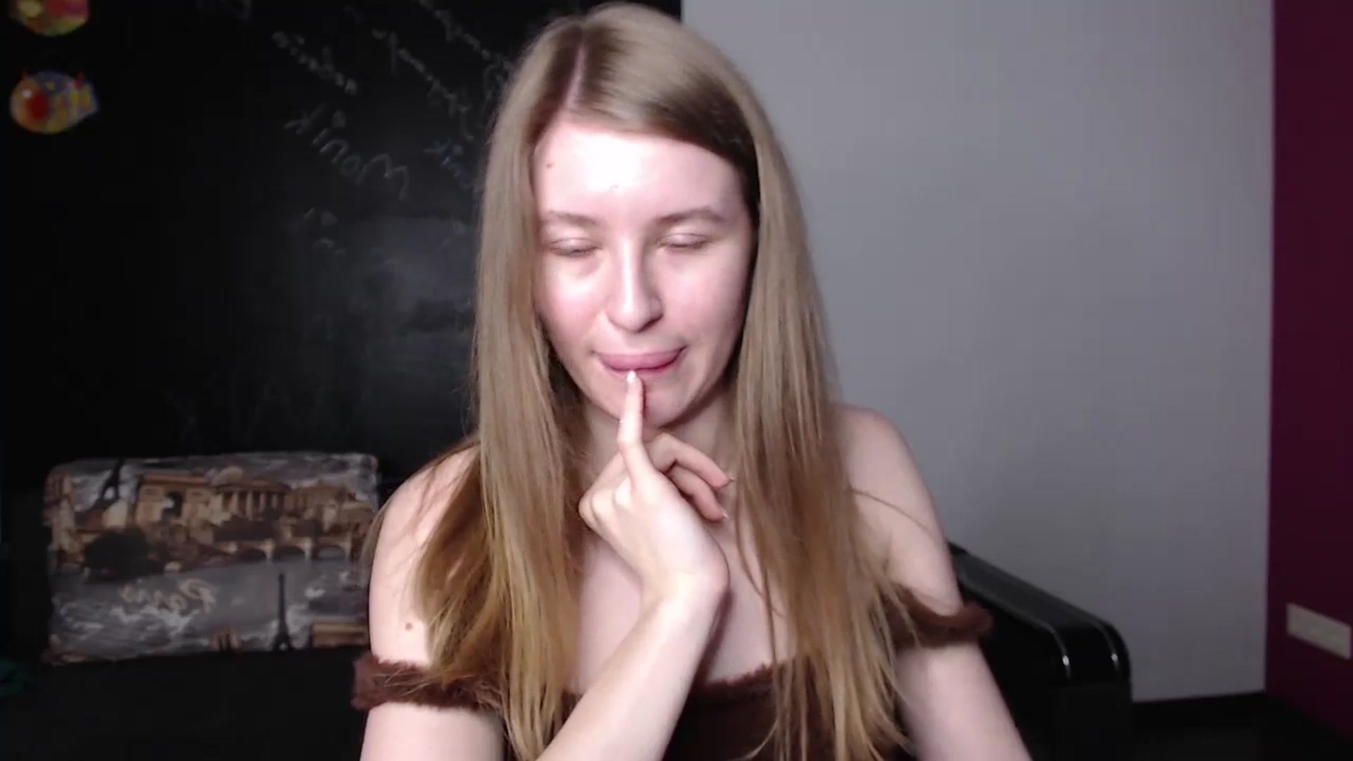 Gallery image thumbnail from EvaMonrow's myfreecams stream on, 03/27/2024, 16:06 image 4 of 20