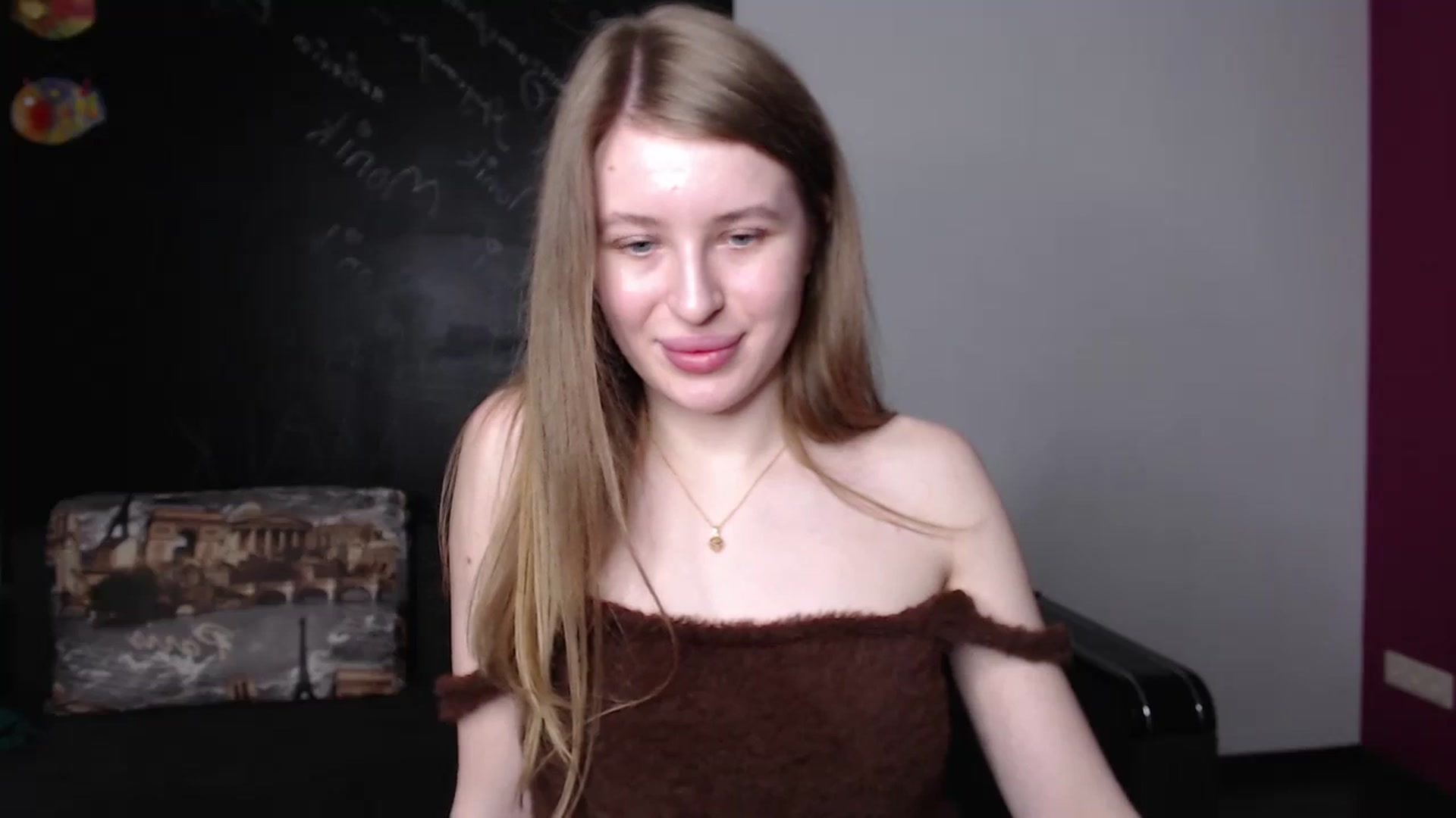 Gallery image thumbnail from EvaMonrow's myfreecams stream on, 03/27/2024, 16:06 image 12 of 20