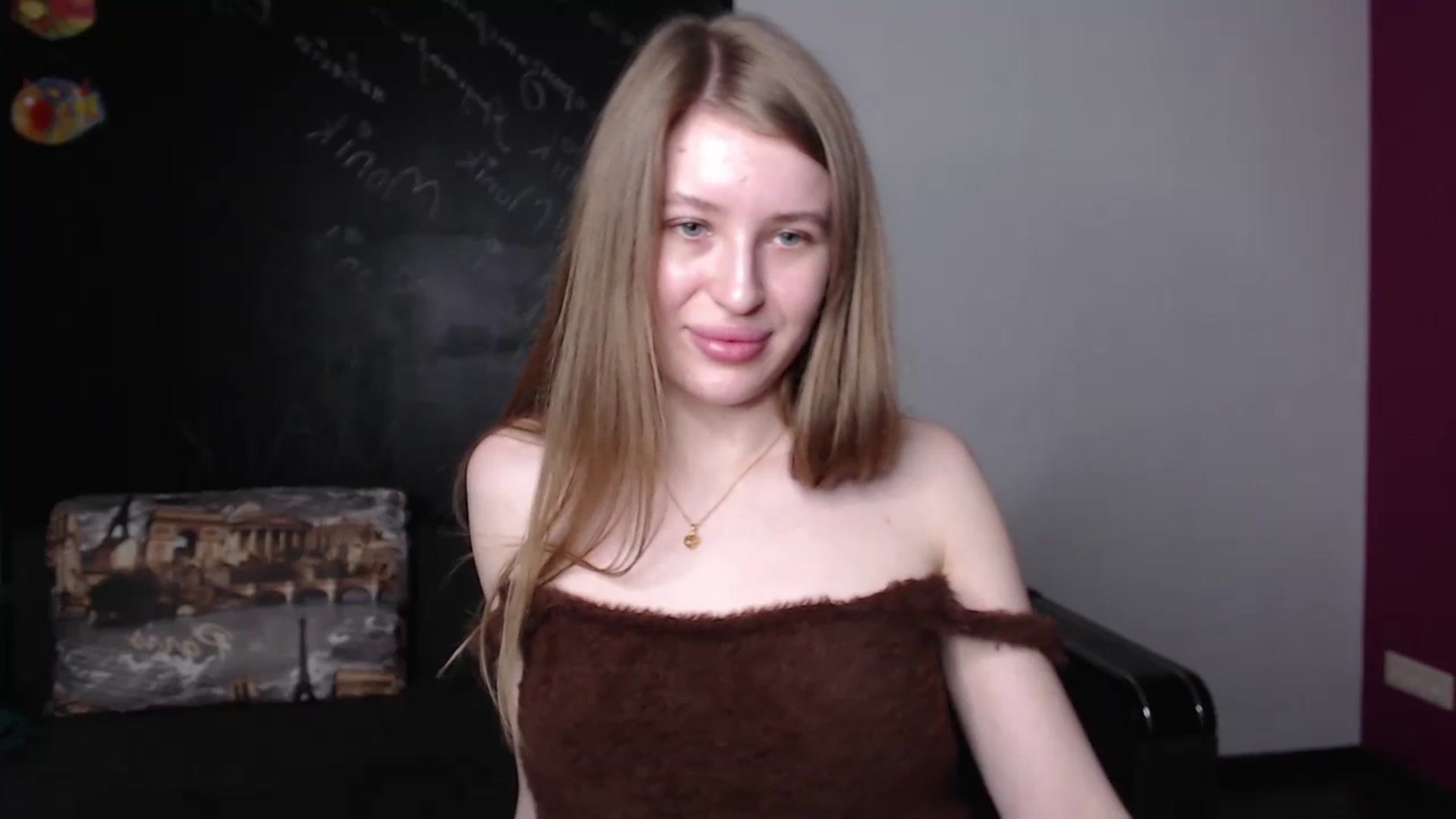 Gallery image thumbnail from EvaMonrow's myfreecams stream on, 03/27/2024, 16:06 image 9 of 20