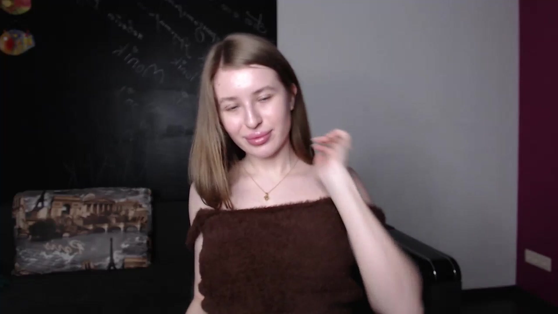 Gallery image thumbnail from EvaMonrow's myfreecams stream on, 03/27/2024, 16:06 image 17 of 20