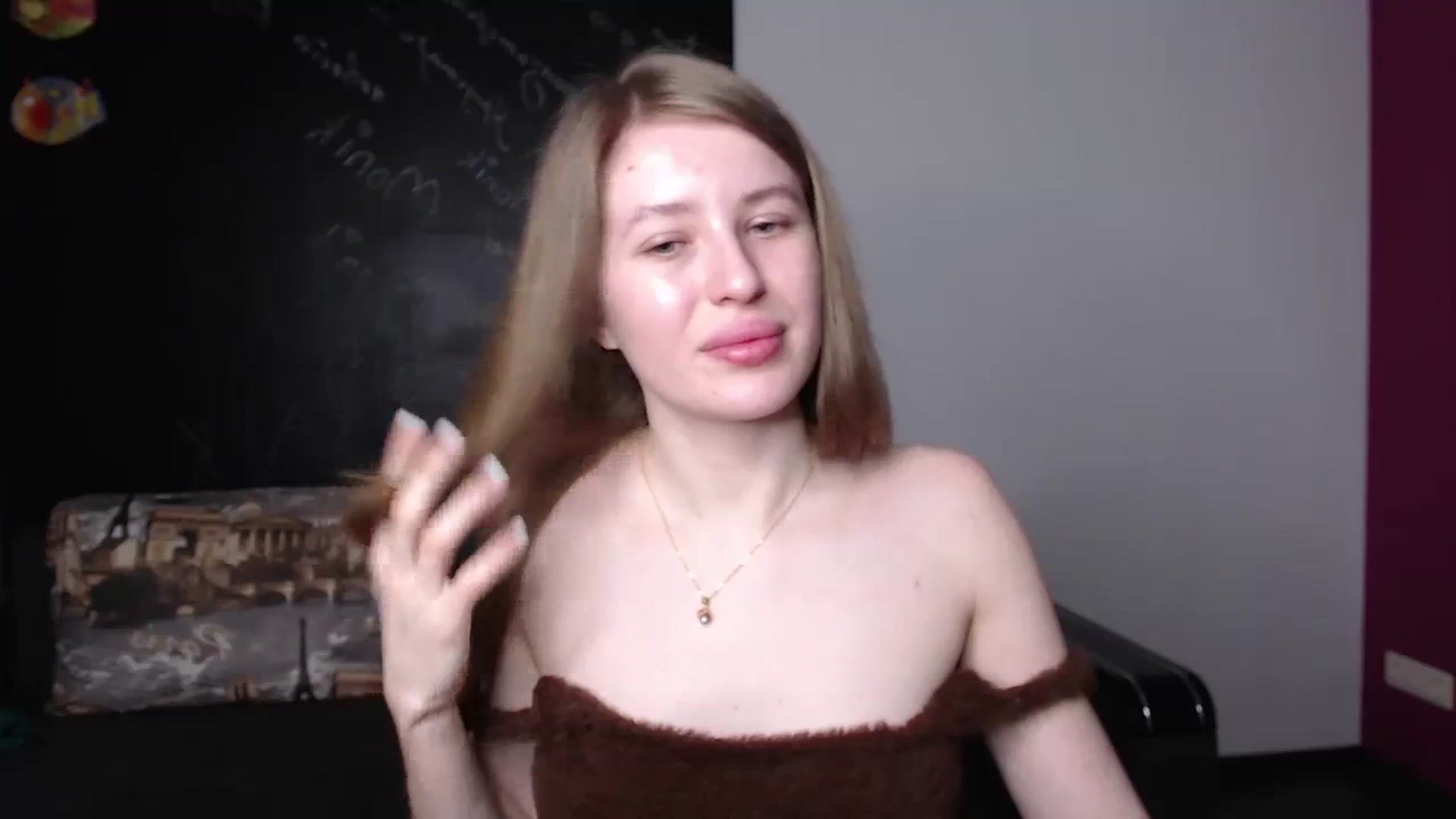 Gallery image thumbnail from EvaMonrow's myfreecams stream on, 03/27/2024, 16:06 image 8 of 20