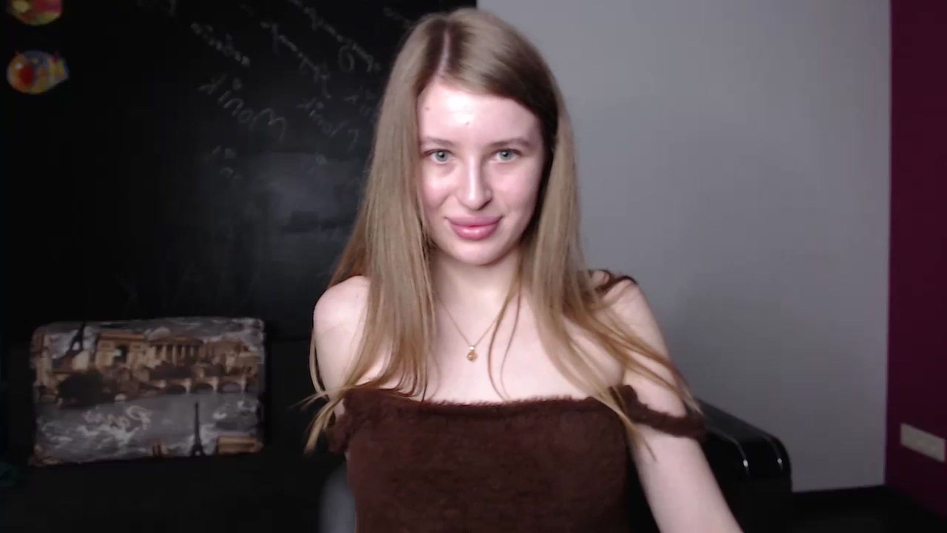 Gallery image thumbnail from EvaMonrow's myfreecams stream on, 03/27/2024, 16:06 image 13 of 20