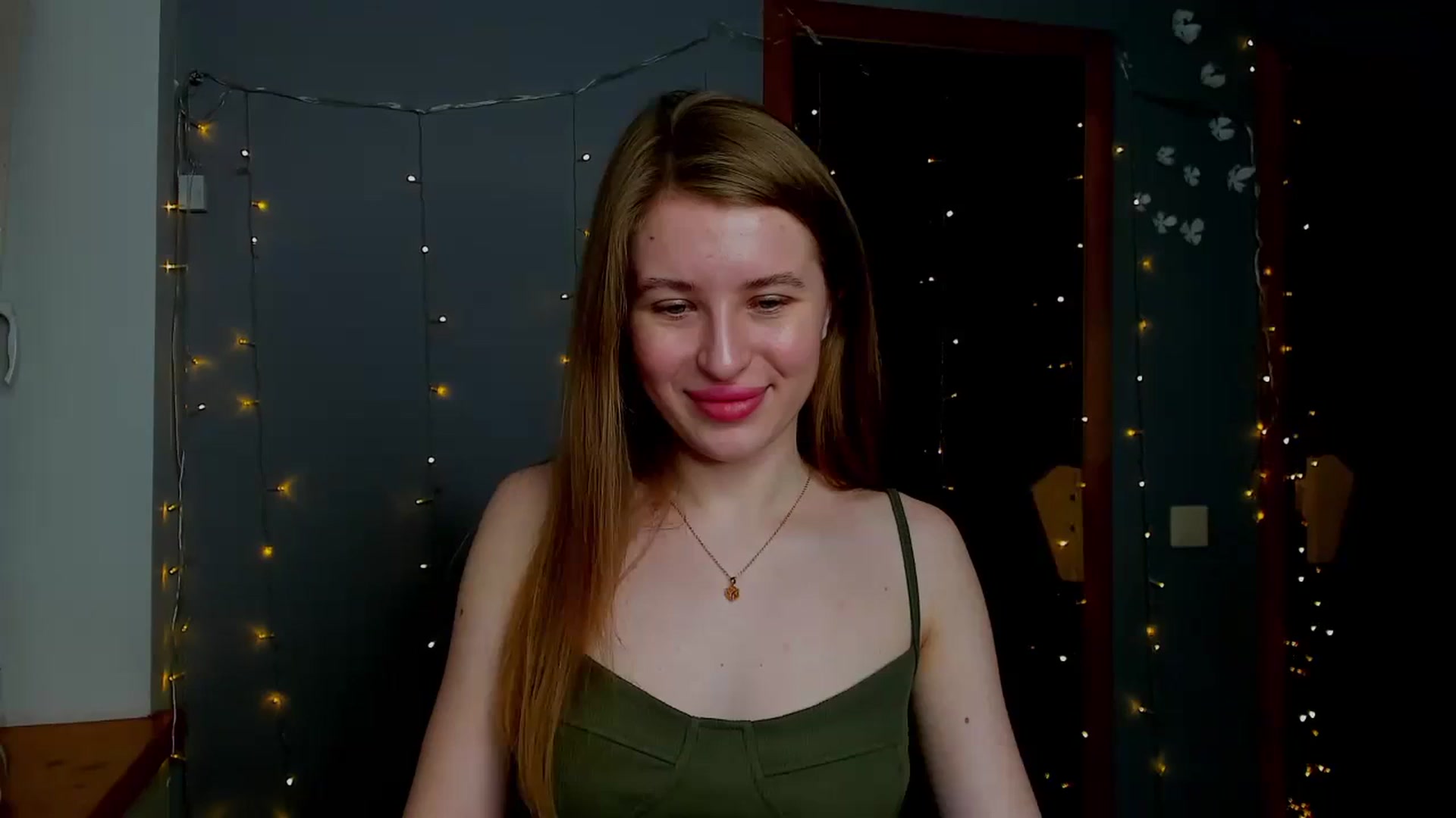 Gallery image thumbnail from EvaMonrow's myfreecams stream on, 03/28/2024, 17:25 image 4 of 20