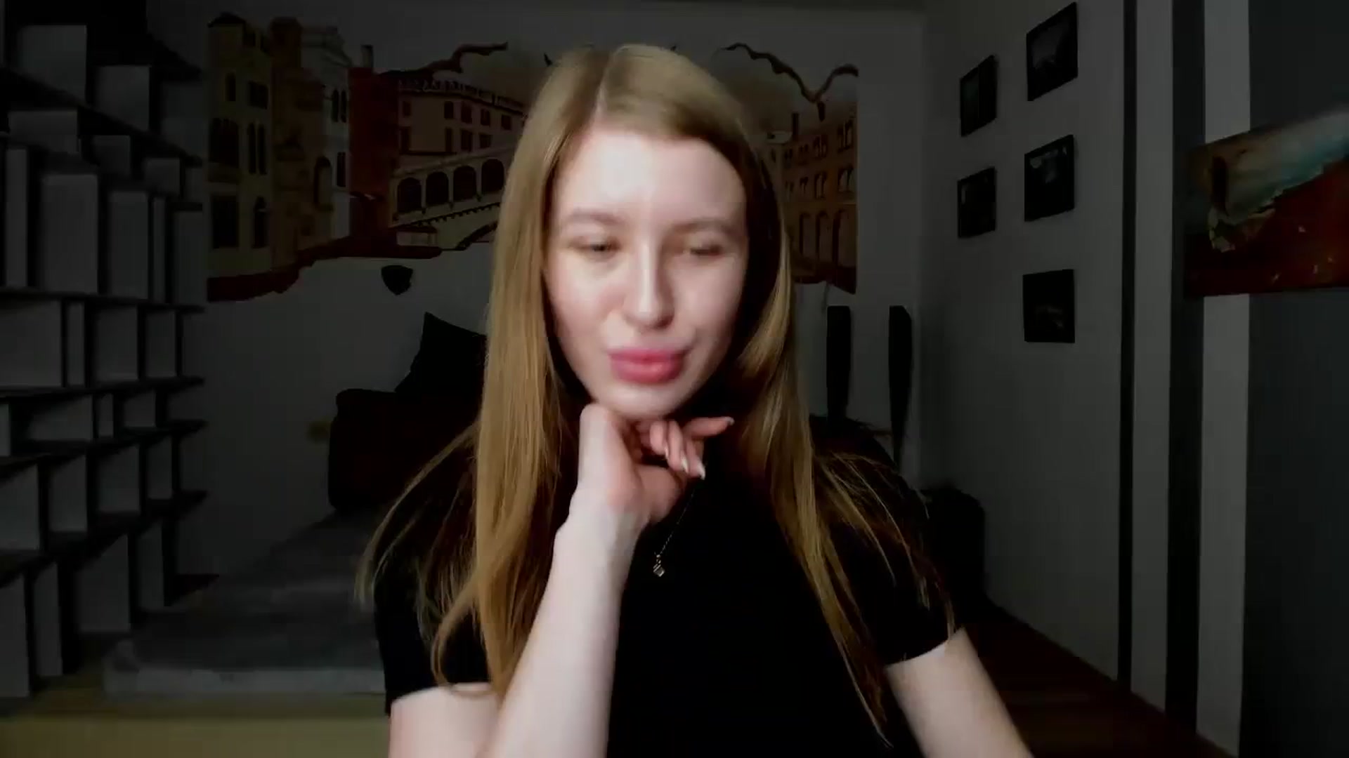 Gallery image thumbnail from EvaMonrow's myfreecams stream on, 03/30/2024, 13:34 image 13 of 20