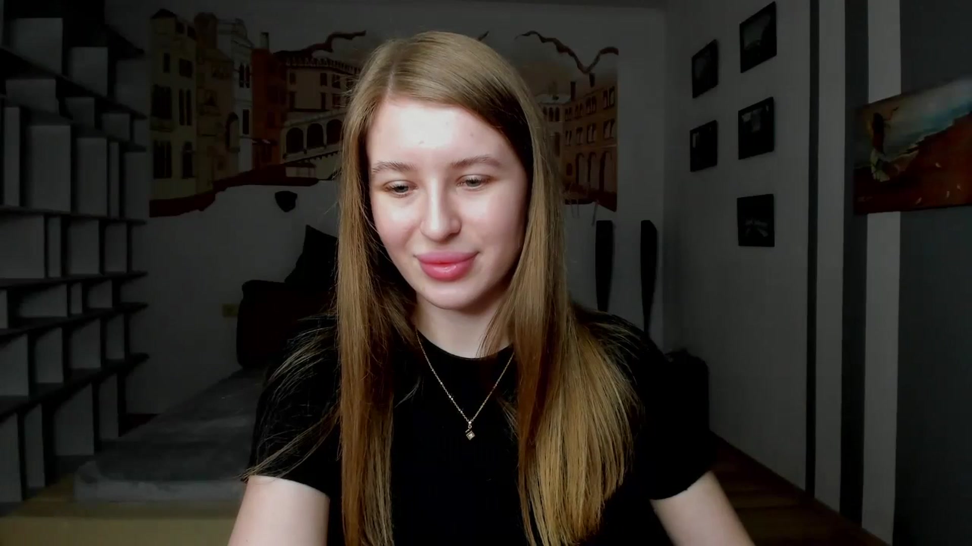 Gallery image thumbnail from EvaMonrow's myfreecams stream on, 03/30/2024, 13:34 image 6 of 20