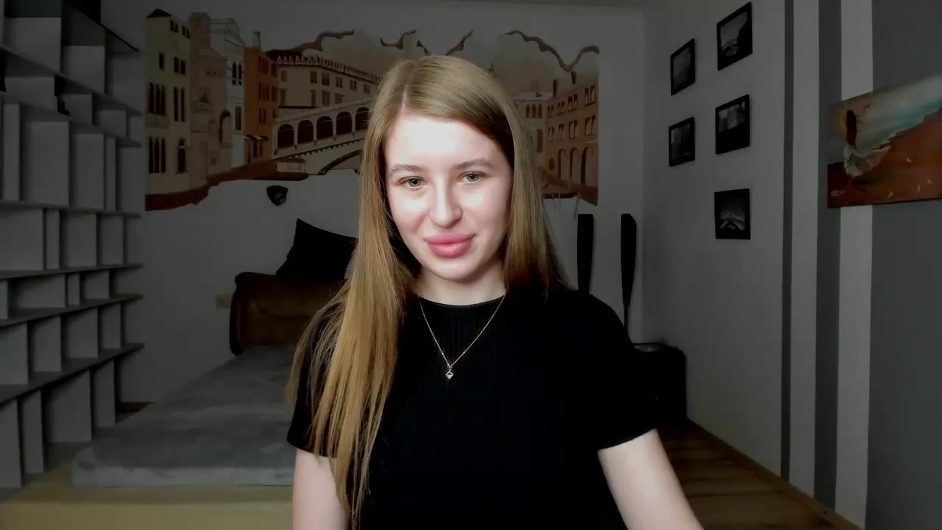 Gallery image thumbnail from EvaMonrow's myfreecams stream on, 03/30/2024, 13:34 image 3 of 20