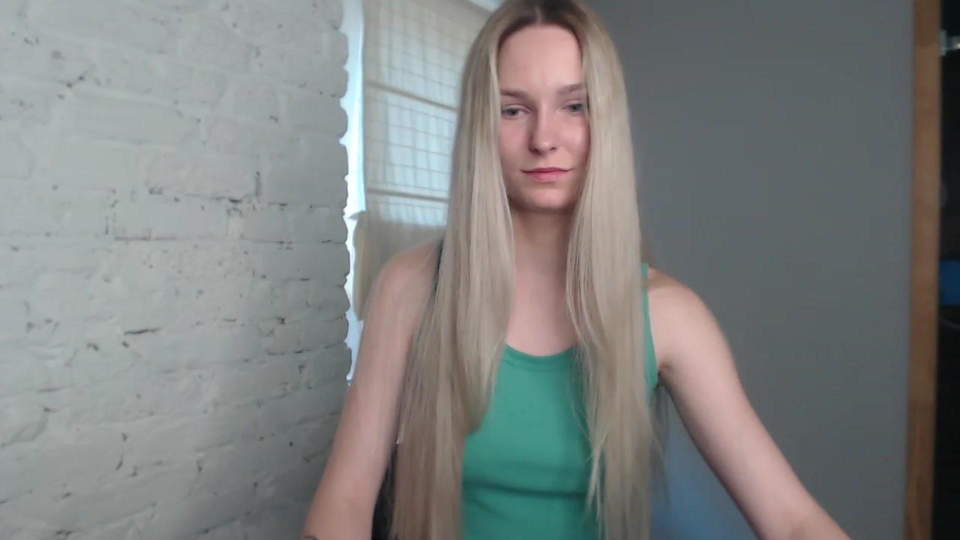Gallery image thumbnail from EvaMooni's myfreecams stream on, 07/16/2023, 12:14 image 9 of 20