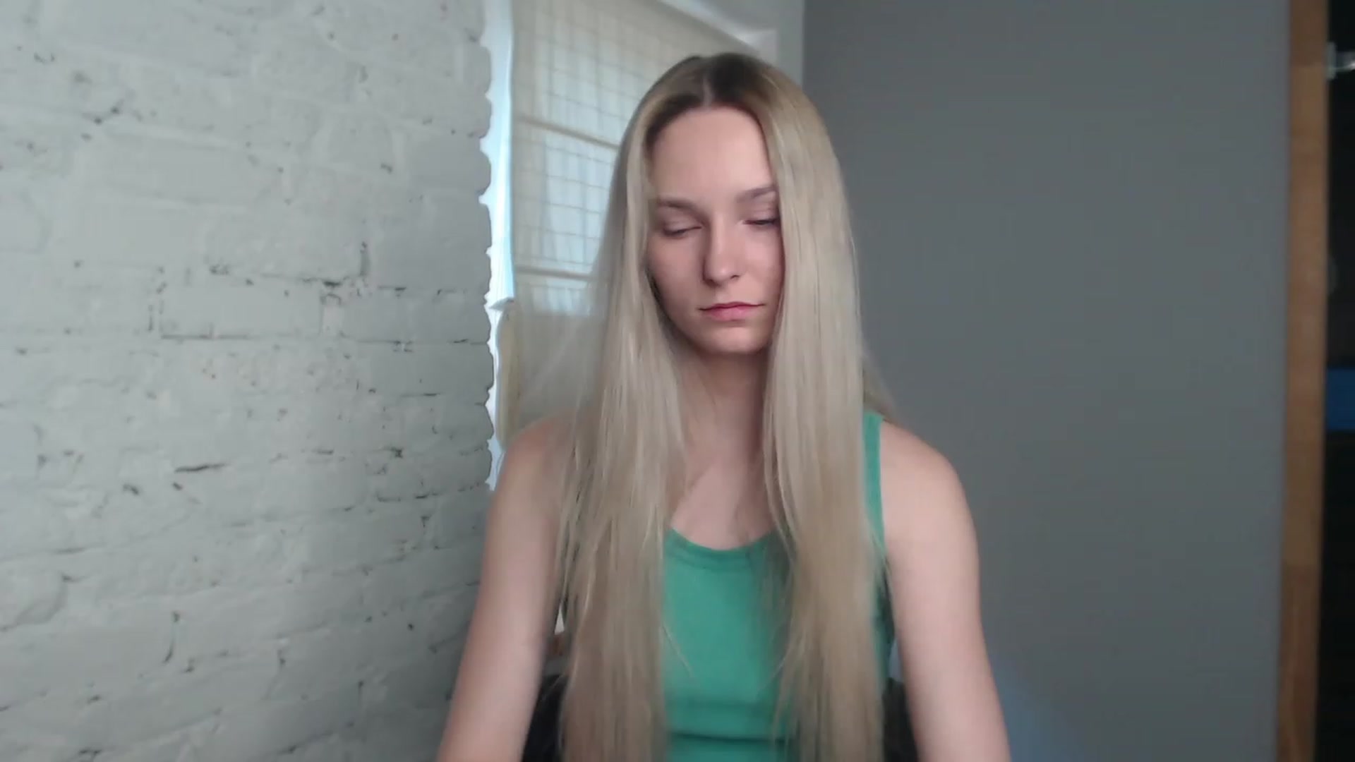 Gallery image thumbnail from EvaMooni's myfreecams stream on, 07/16/2023, 12:14 image 13 of 20
