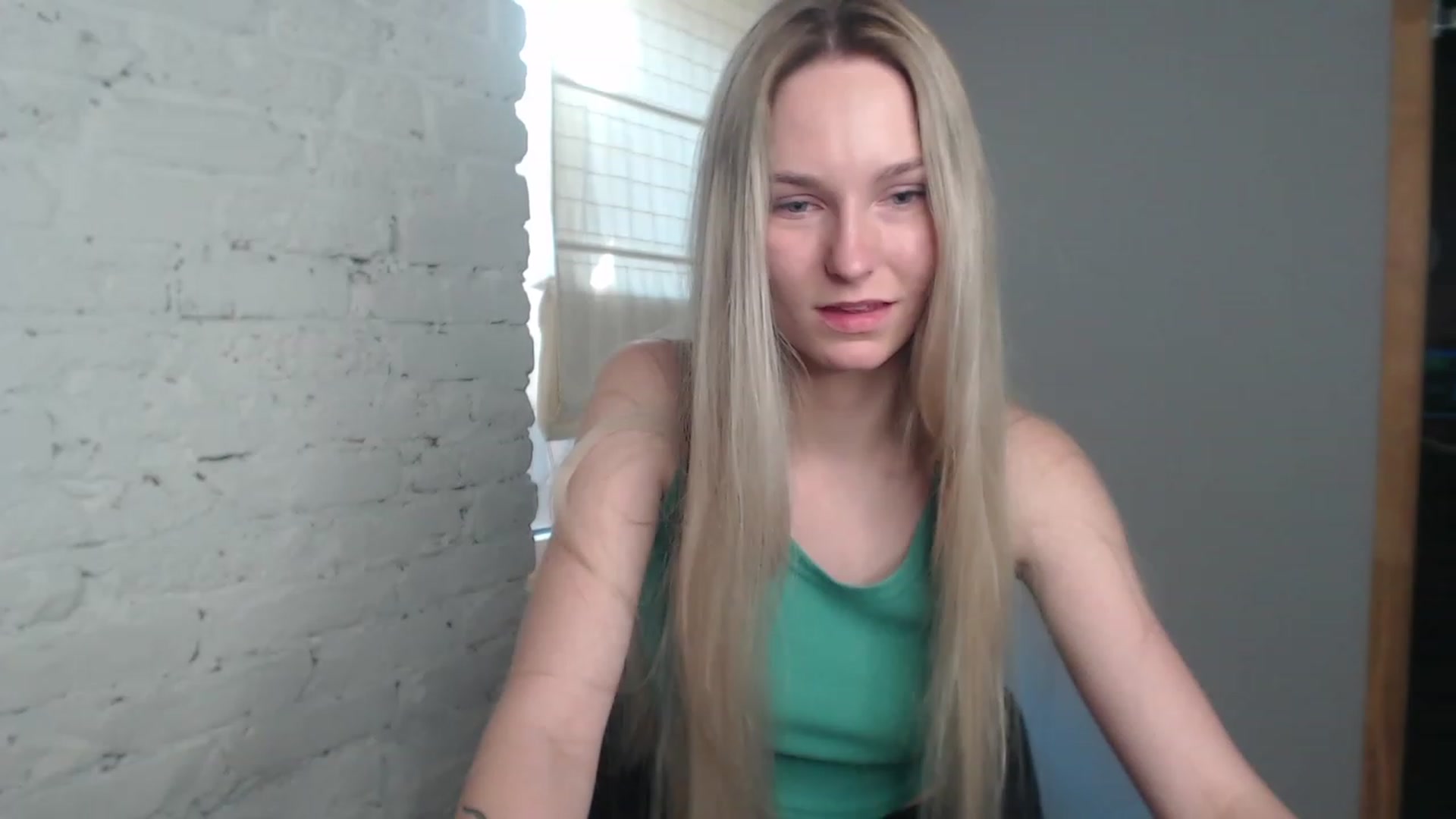 Gallery image thumbnail from EvaMooni's myfreecams stream on, 07/16/2023, 15:04 image 9 of 20