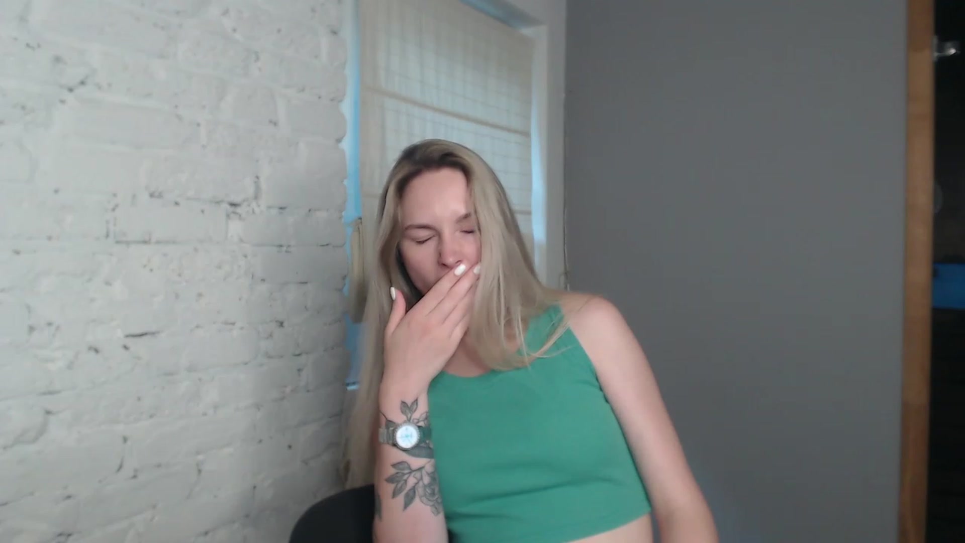 Gallery image thumbnail from EvaMooni's myfreecams stream on, 07/16/2023, 17:02 image 19 of 20