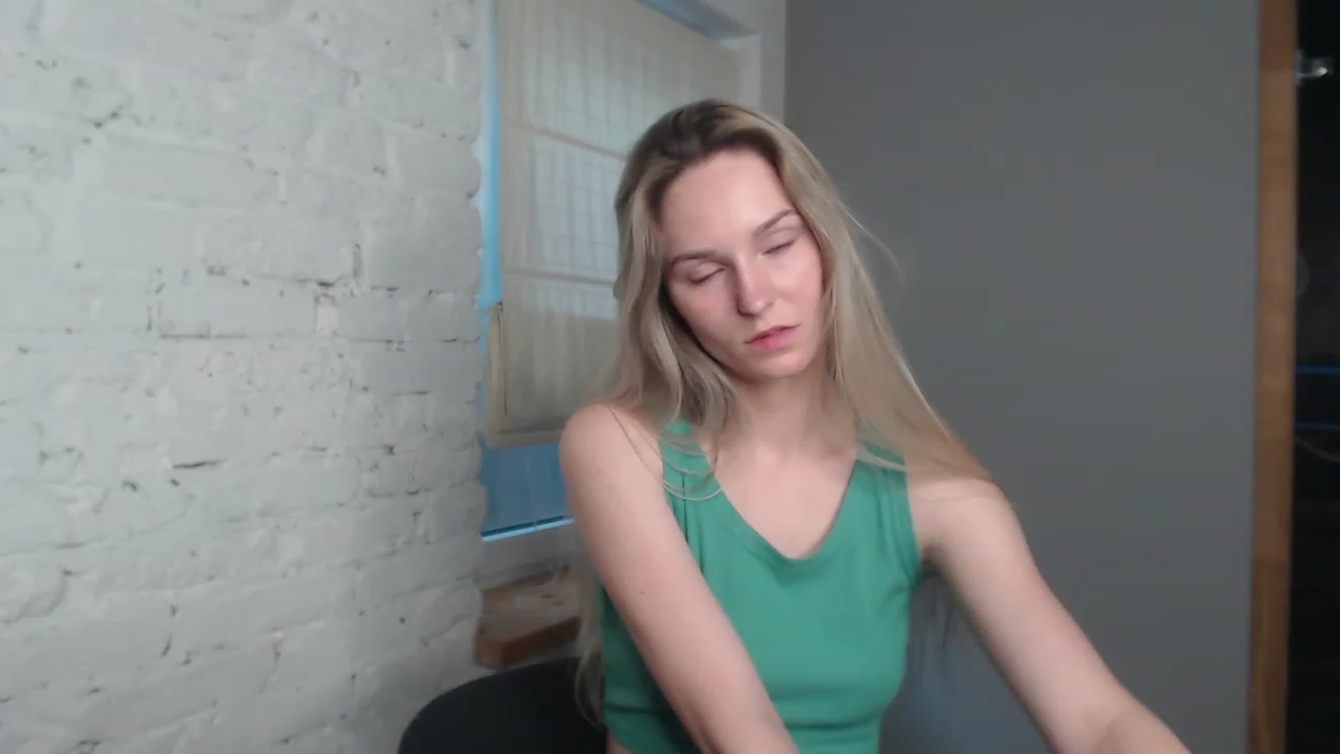 Gallery image thumbnail from EvaMooni's myfreecams stream on, 07/16/2023, 17:02 image 20 of 20