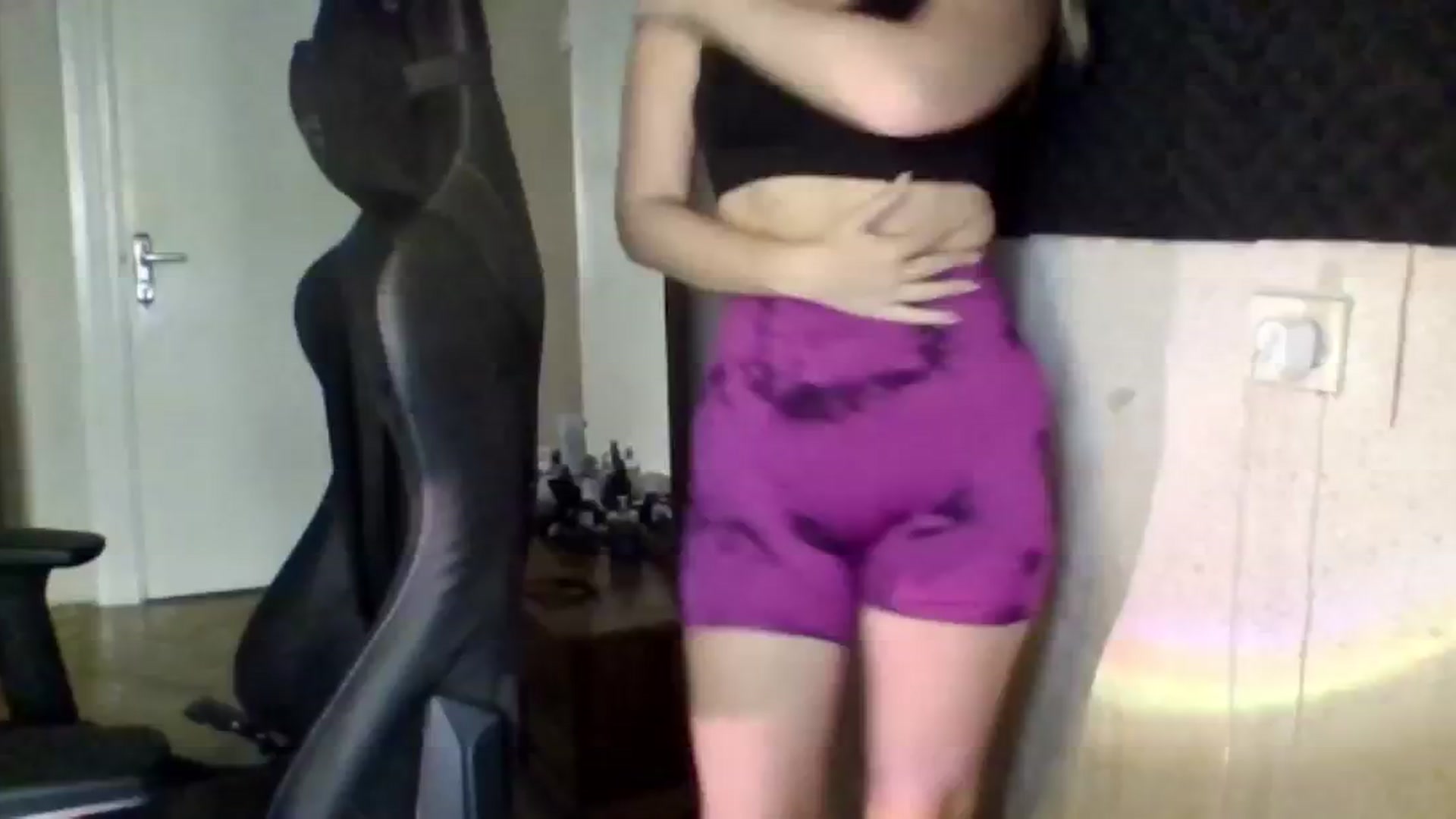 Gallery image thumbnail from EvaMrrr's myfreecams stream on, 09/20/2025, 13:17 image 9 of 20