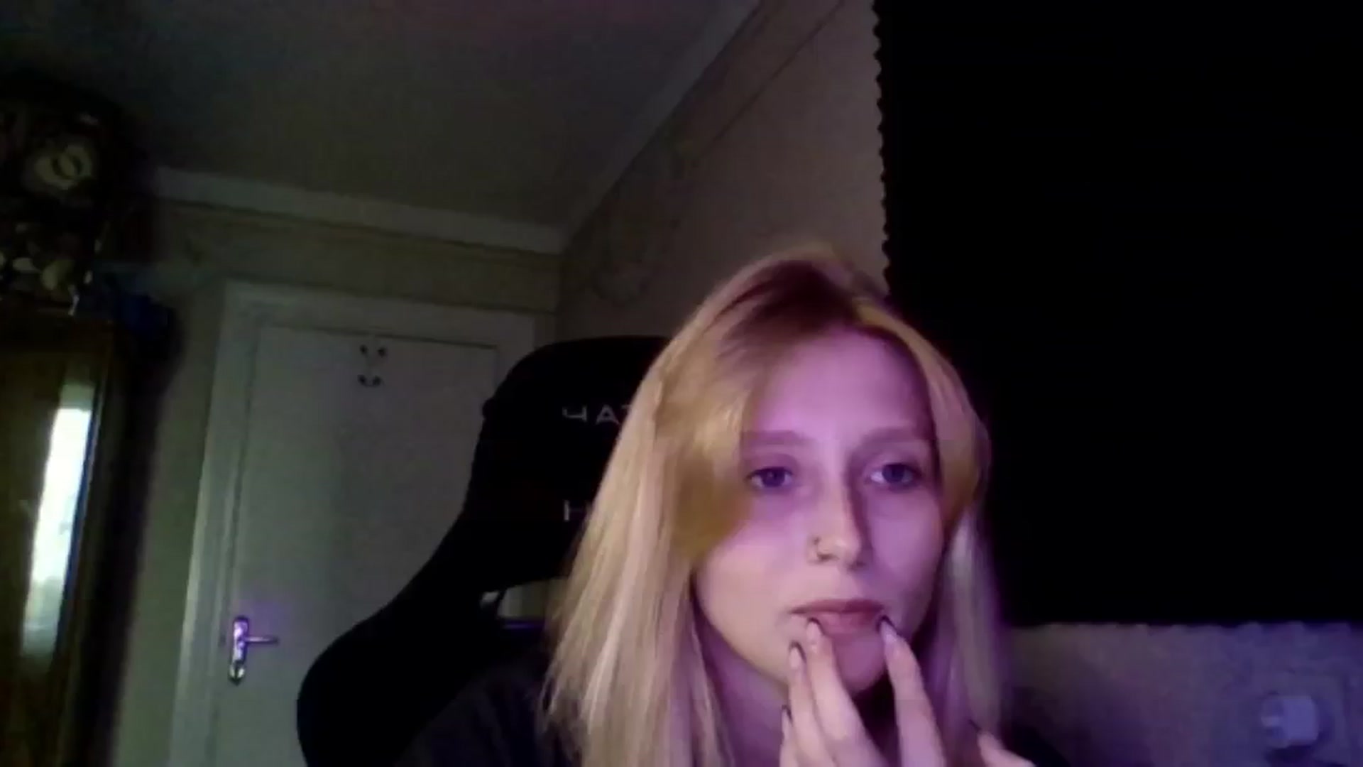 Gallery image thumbnail from EvaMrrr's myfreecams stream on, 09/20/2025, 13:17 image 6 of 20