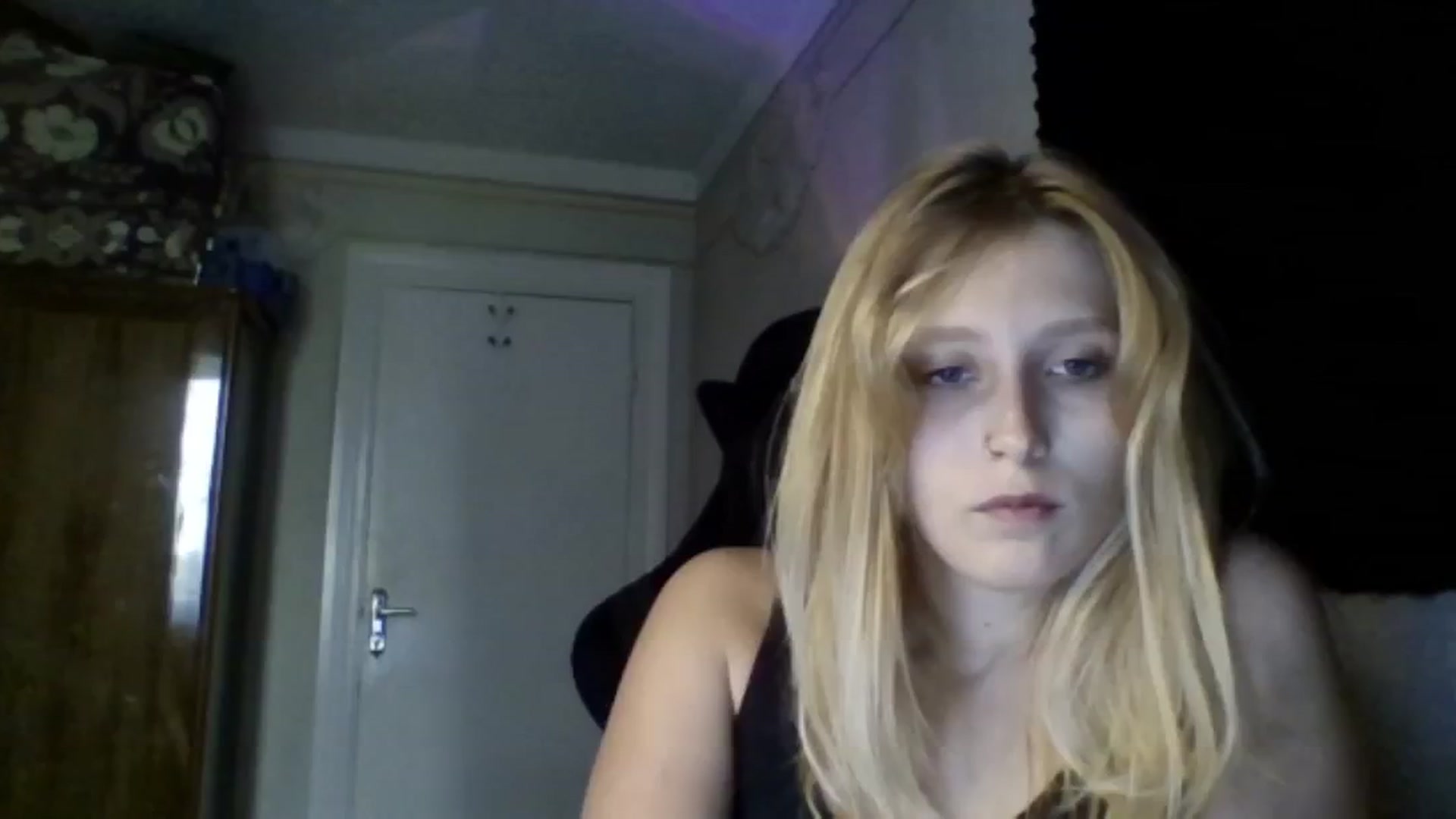 Gallery image thumbnail from EvaMrrr's myfreecams stream on, 09/20/2025, 13:17 image 14 of 20