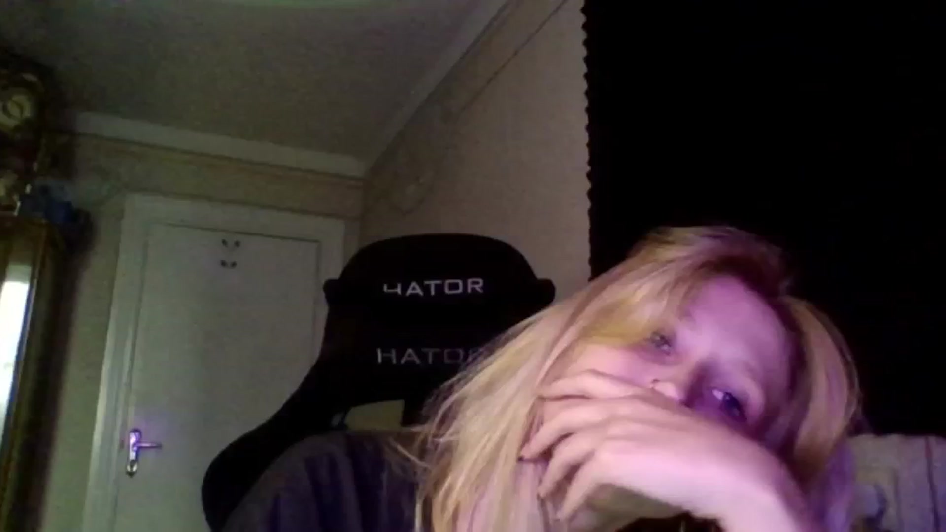 Gallery image thumbnail from EvaMrrr's myfreecams stream on, 09/20/2025, 13:17 image 4 of 20