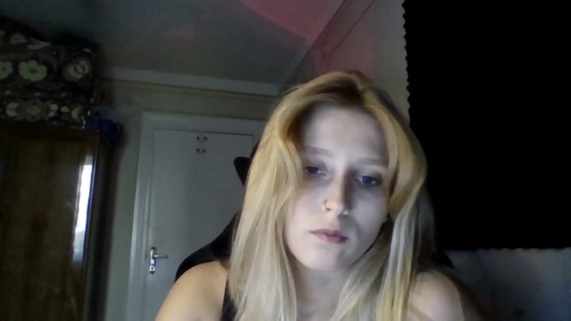 Gallery image thumbnail from EvaMrrr's myfreecams stream on, 09/20/2025, 13:17 image 20 of 20