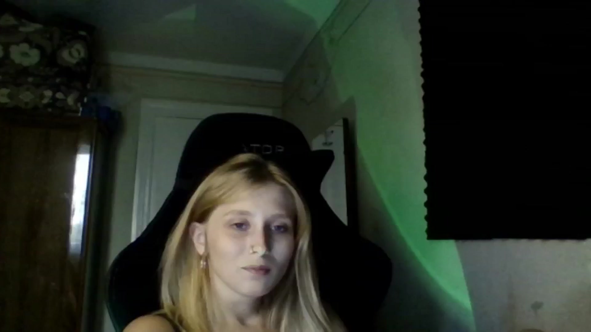 Gallery image thumbnail from EvaMrrr's myfreecams stream on, 09/20/2025, 13:17 image 15 of 20
