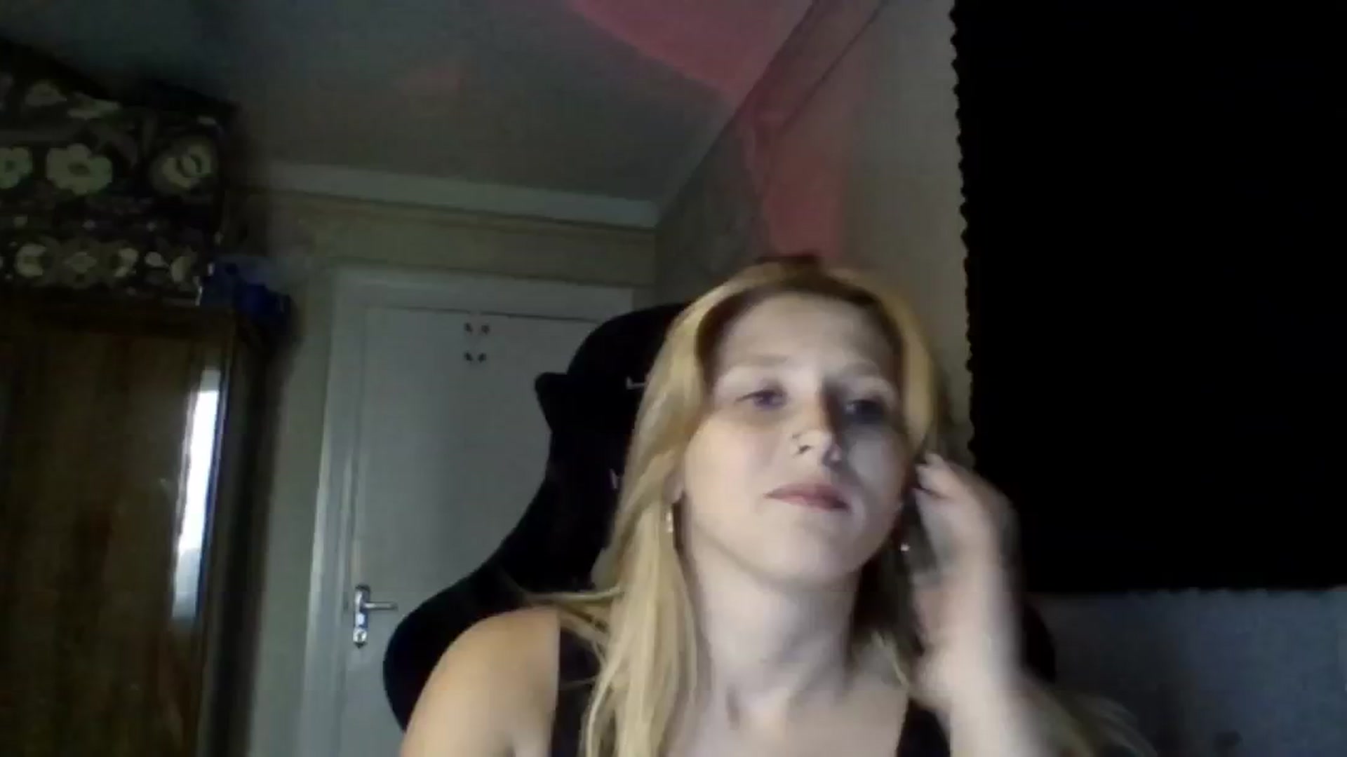 Gallery image thumbnail from EvaMrrr's myfreecams stream on, 09/20/2025, 13:17 image 18 of 20