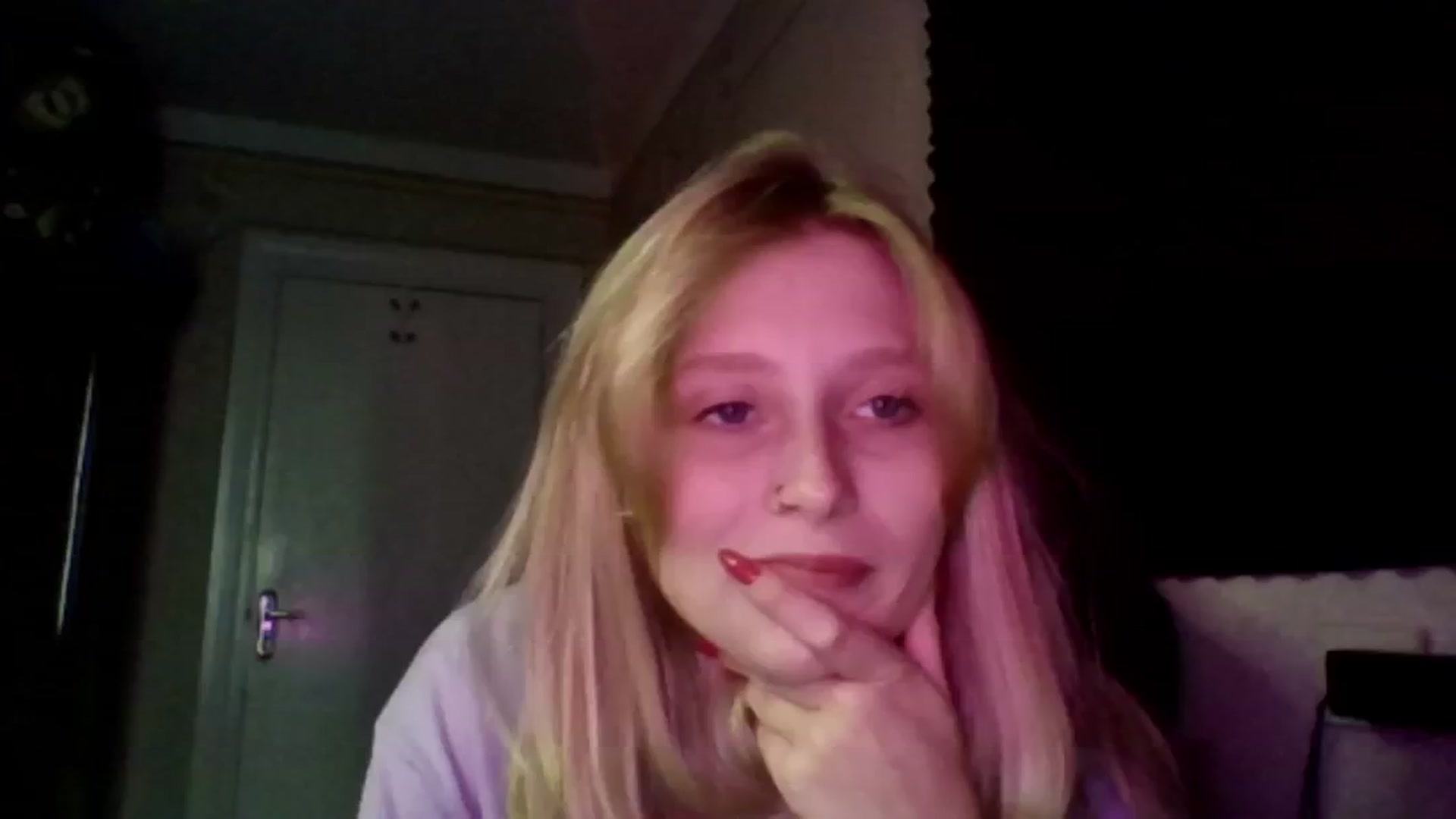 Gallery image thumbnail from EvaMrrr's myfreecams stream on, 09/28/2025, 13:30 image 3 of 20
