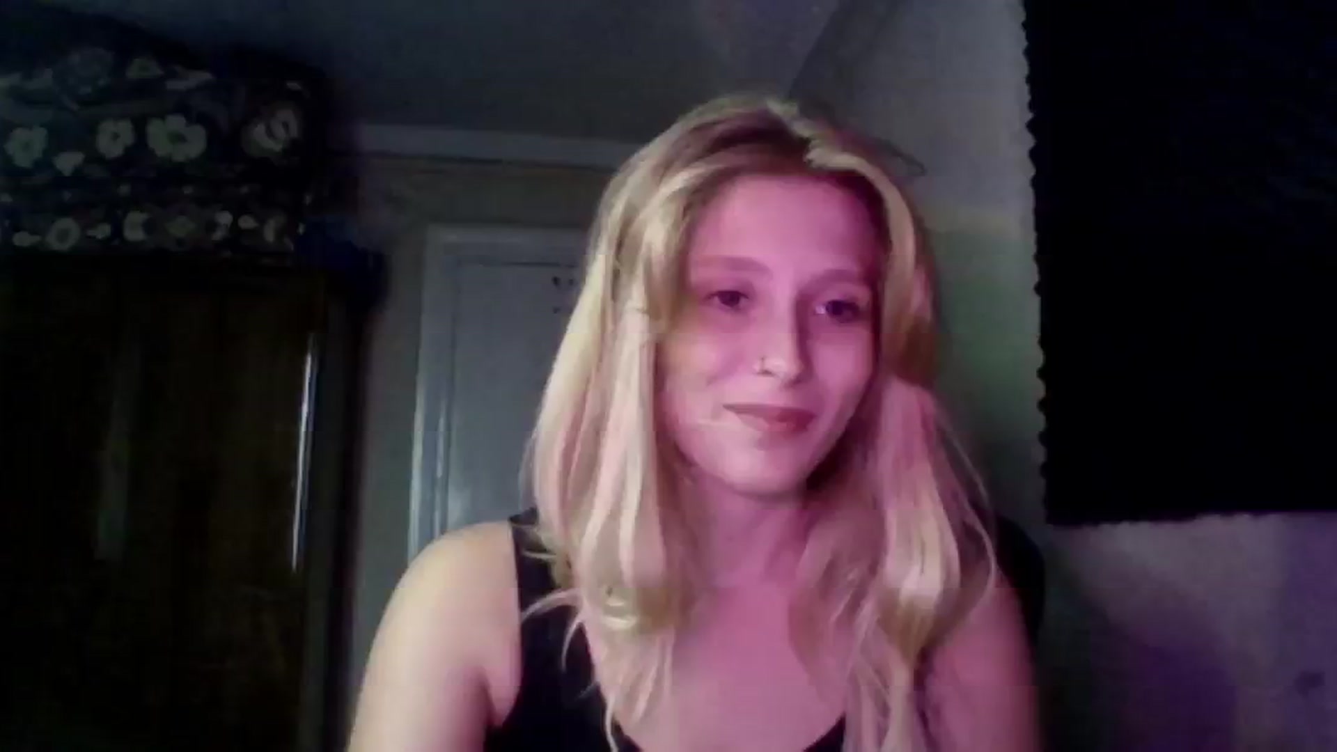 Gallery image thumbnail from EvaMrrr's myfreecams stream on, 09/28/2025, 13:30 image 18 of 20