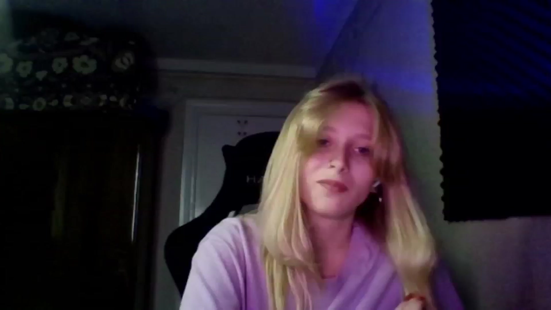 Gallery image thumbnail from EvaMrrr's myfreecams stream on, 09/28/2025, 13:30 image 6 of 20