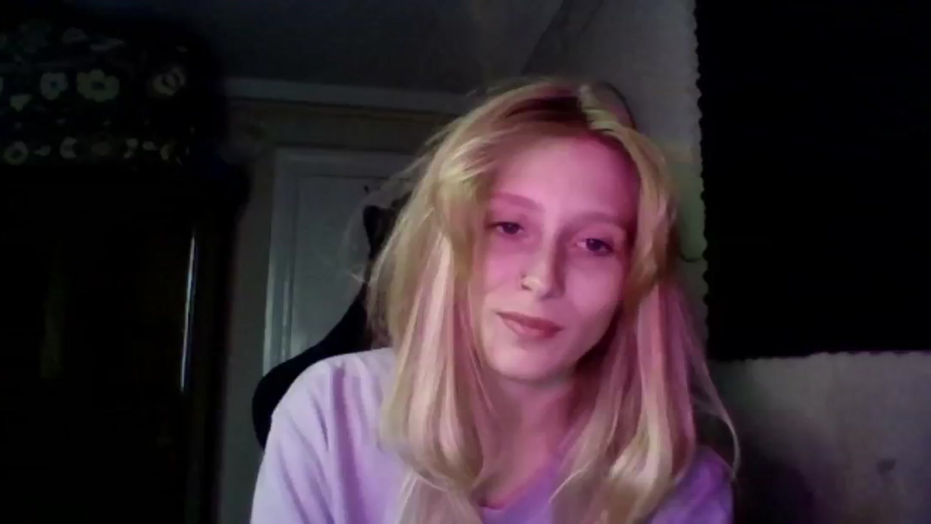 Gallery image thumbnail from EvaMrrr's myfreecams stream on, 09/28/2025, 13:30 image 16 of 20