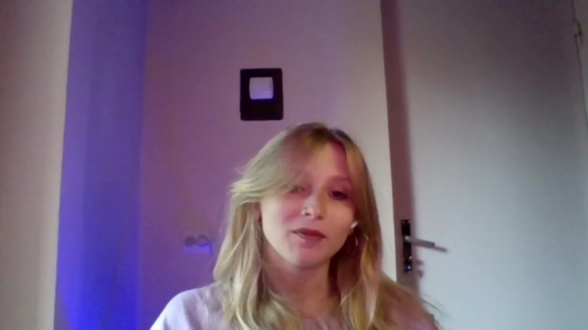 Gallery image thumbnail from EvaMrrr's myfreecams stream on, 10/01/2025, 10:52 image 3 of 20