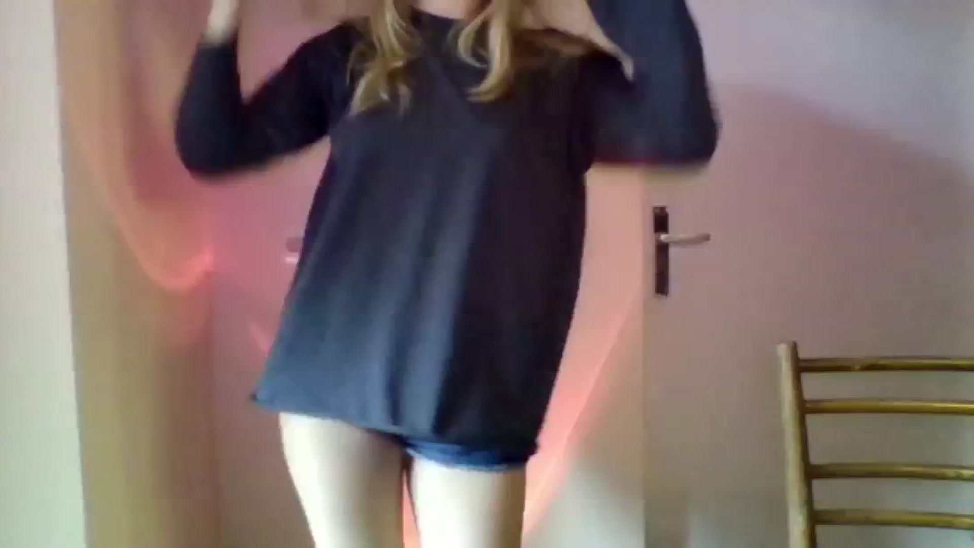 Gallery image thumbnail from EvaMrrr's myfreecams stream on, 10/07/2025, 10:26 image 1 of 20