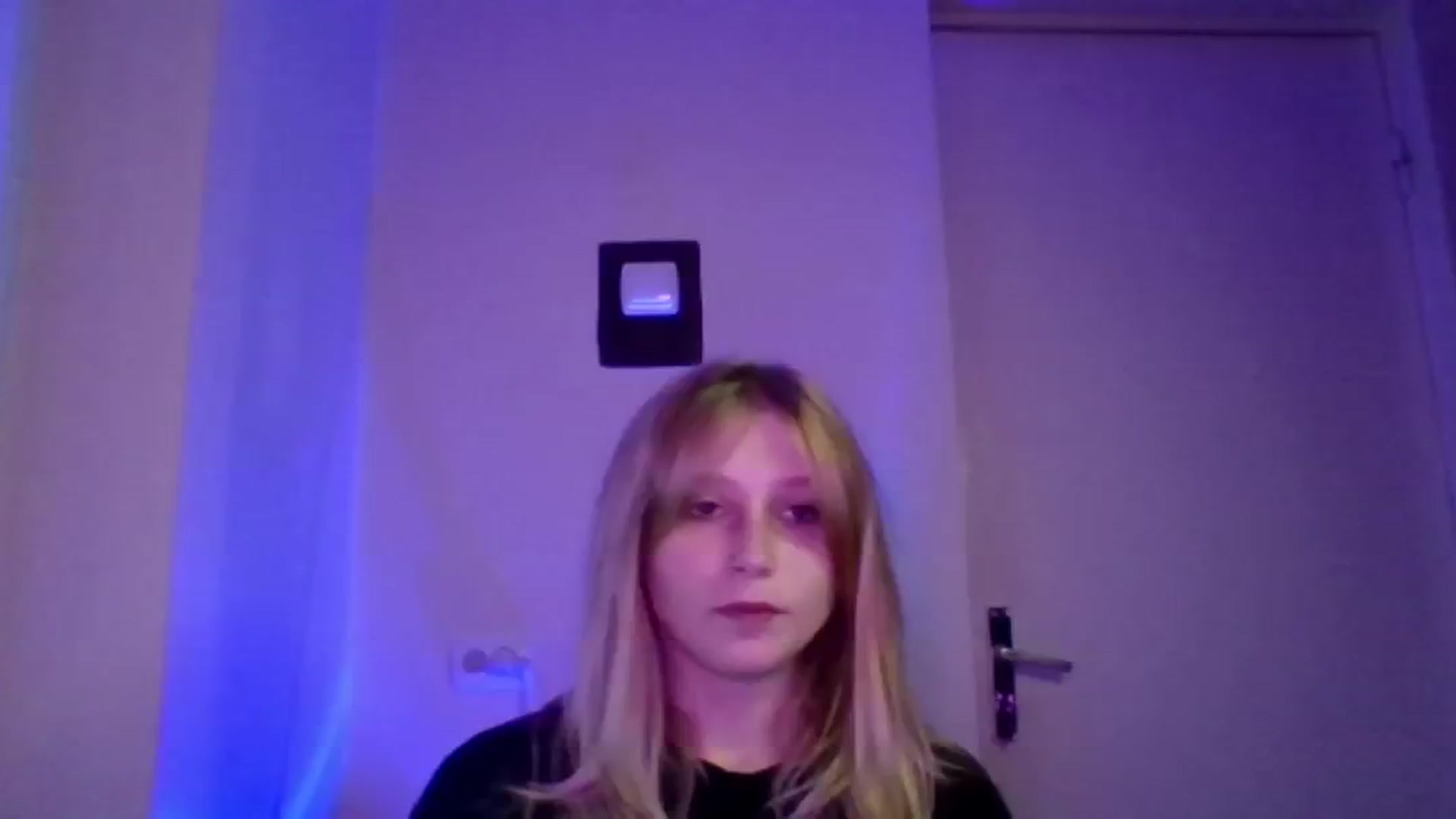 Gallery image thumbnail from EvaMrrr's myfreecams stream on, 10/10/2025, 10:32 image 1 of 20