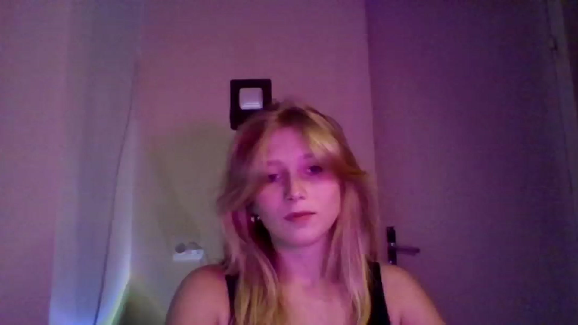 Gallery image thumbnail from EvaMrrr's myfreecams stream on, 10/10/2025, 10:32 image 20 of 20