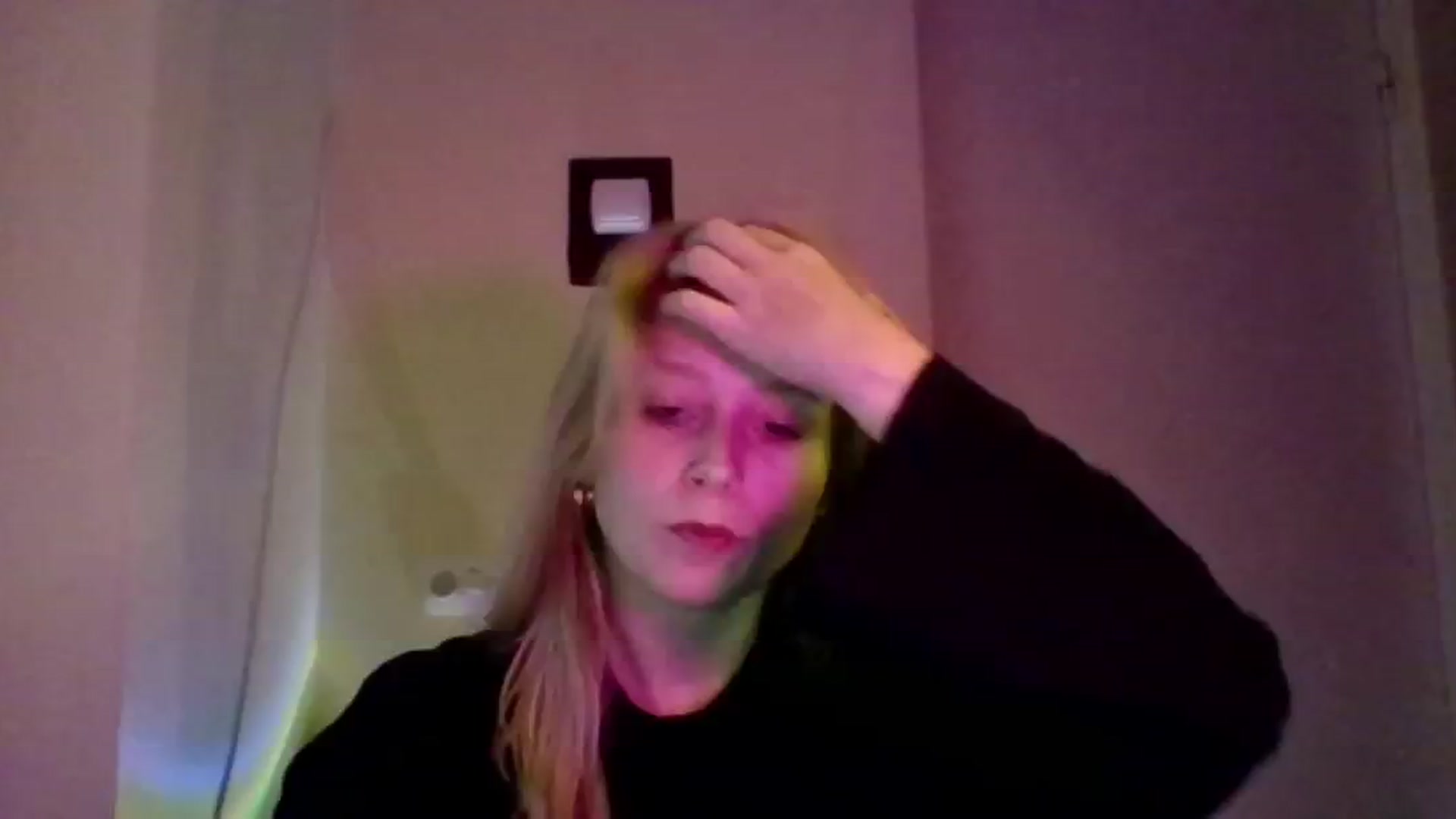 Gallery image thumbnail from EvaMrrr's myfreecams stream on, 10/10/2025, 10:32 image 8 of 20