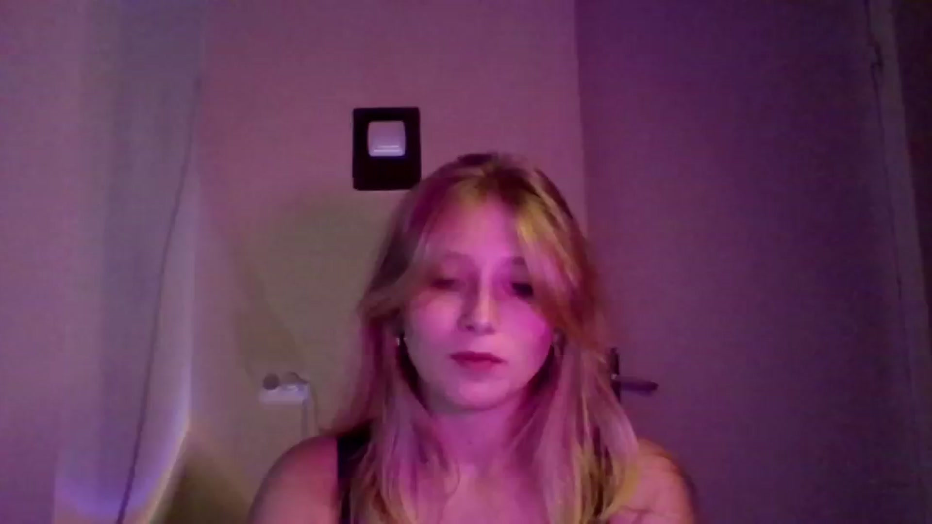 Gallery image thumbnail from EvaMrrr's myfreecams stream on, 10/10/2025, 10:57 image 18 of 20