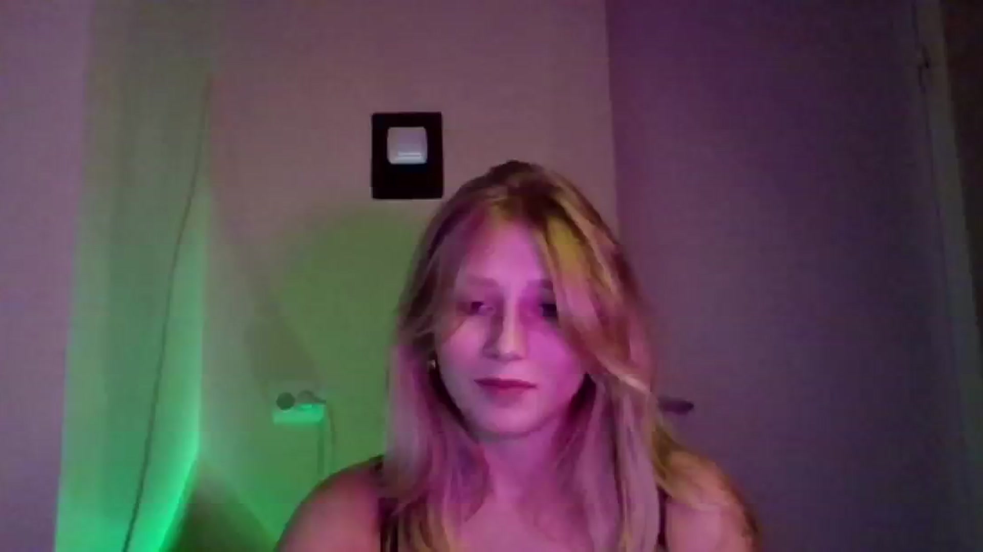 Gallery image thumbnail from EvaMrrr's myfreecams stream on, 10/10/2025, 10:57 image 14 of 20