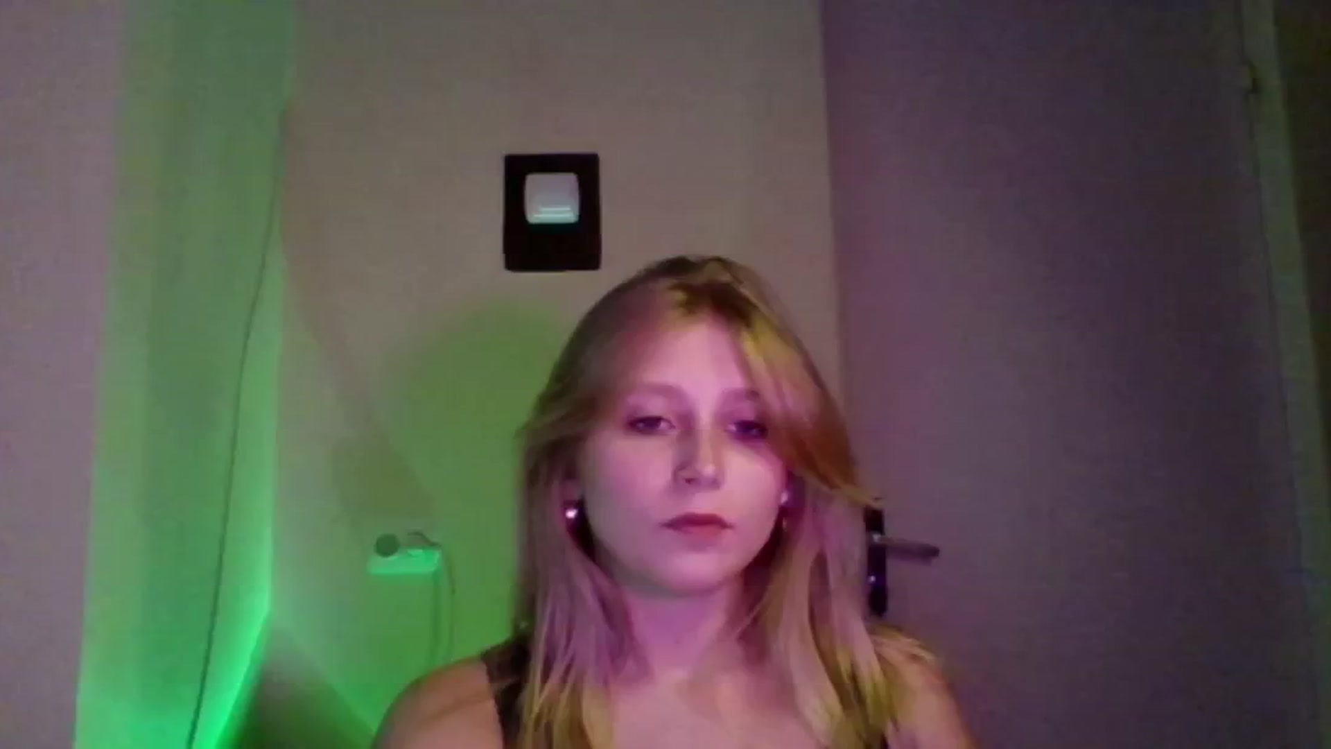 Gallery image thumbnail from EvaMrrr's myfreecams stream on, 10/10/2025, 10:57 image 9 of 20