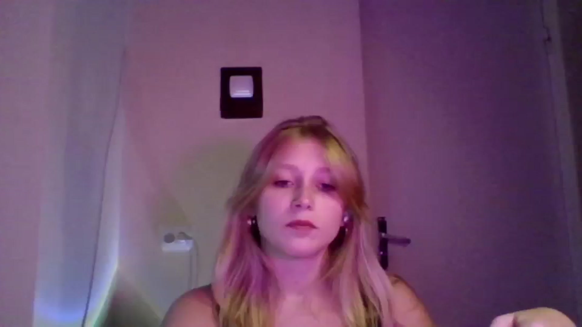 Gallery image thumbnail from EvaMrrr's myfreecams stream on, 10/10/2025, 10:57 image 8 of 20