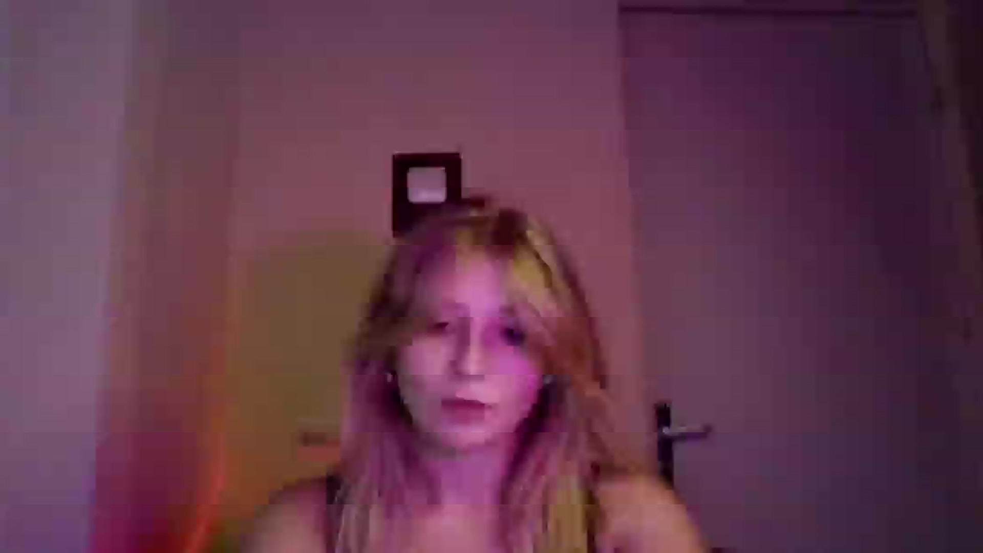 Gallery image thumbnail from EvaMrrr's myfreecams stream on, 10/10/2025, 11:52 image 11 of 20