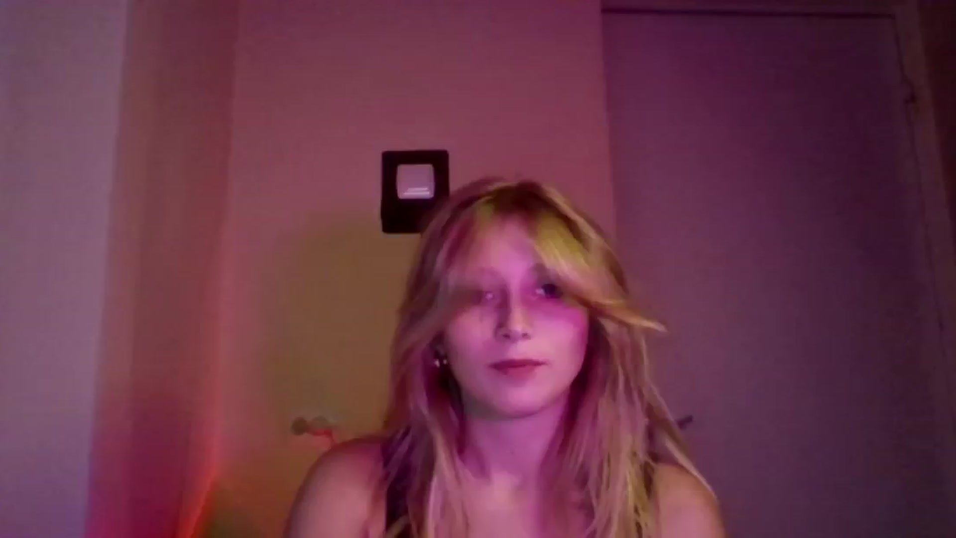 Gallery image thumbnail from EvaMrrr's myfreecams stream on, 10/10/2025, 11:52 image 7 of 20
