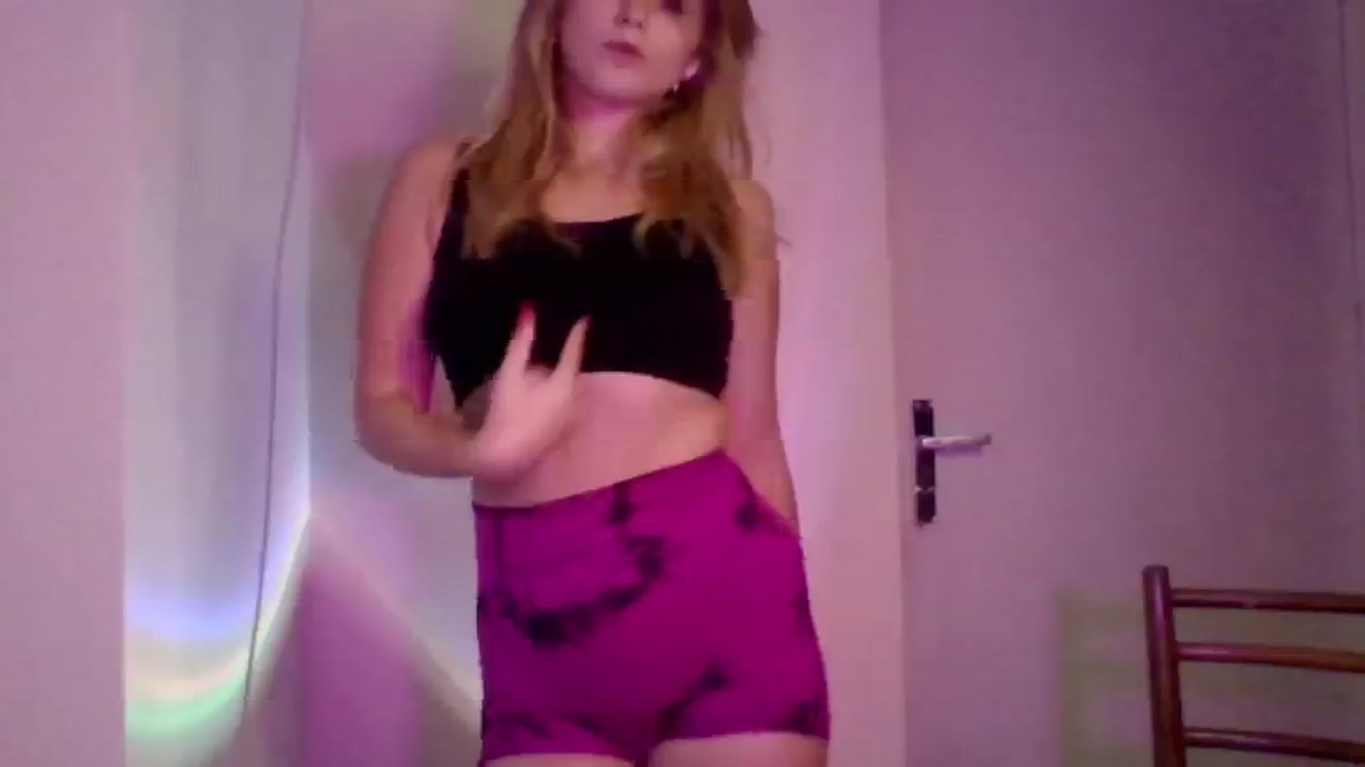 Gallery image thumbnail from EvaMrrr's myfreecams stream on, 10/10/2025, 11:52 image 15 of 20