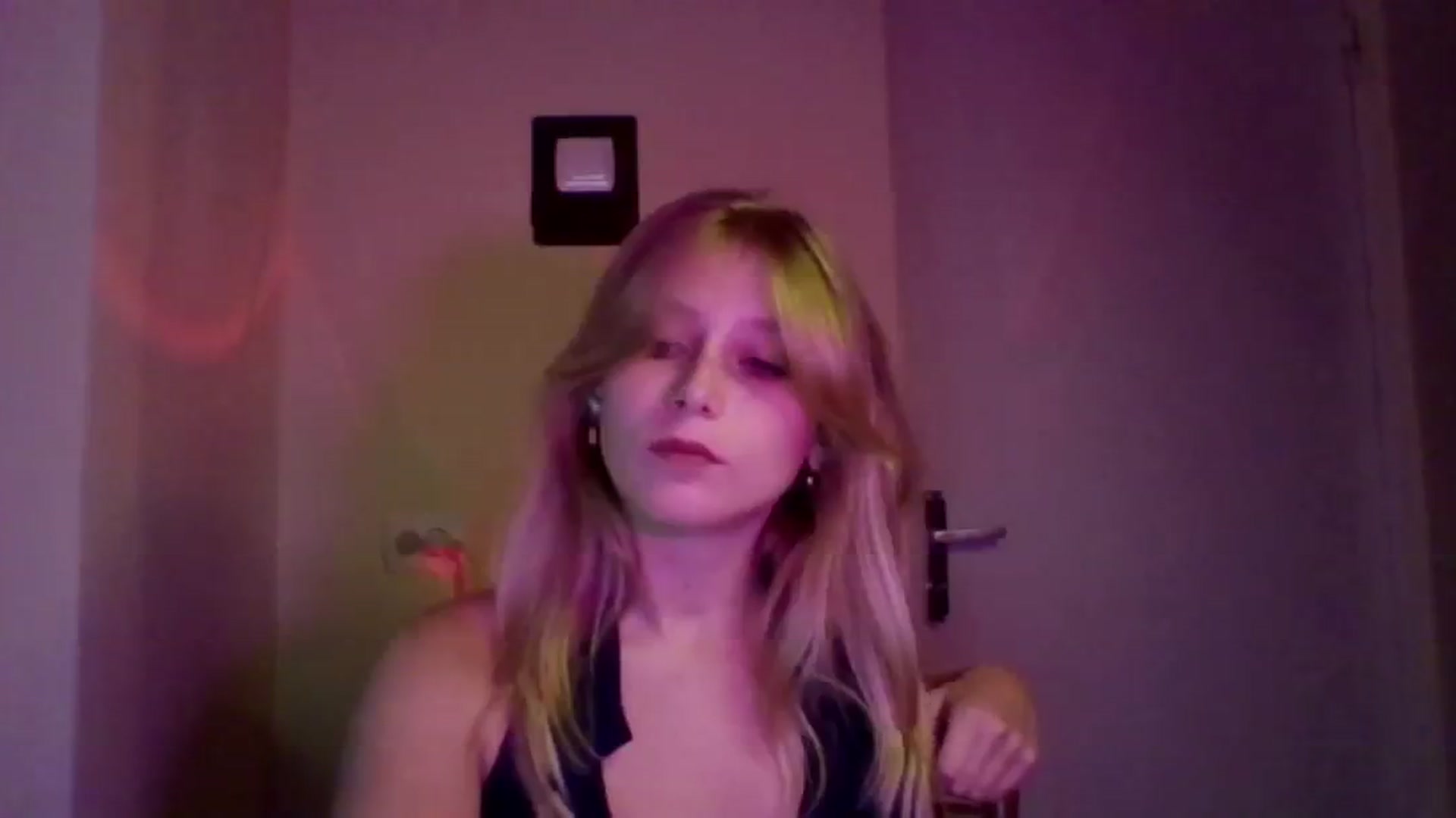 Gallery image thumbnail from EvaMrrr's myfreecams stream on, 10/10/2025, 12:11 image 10 of 20
