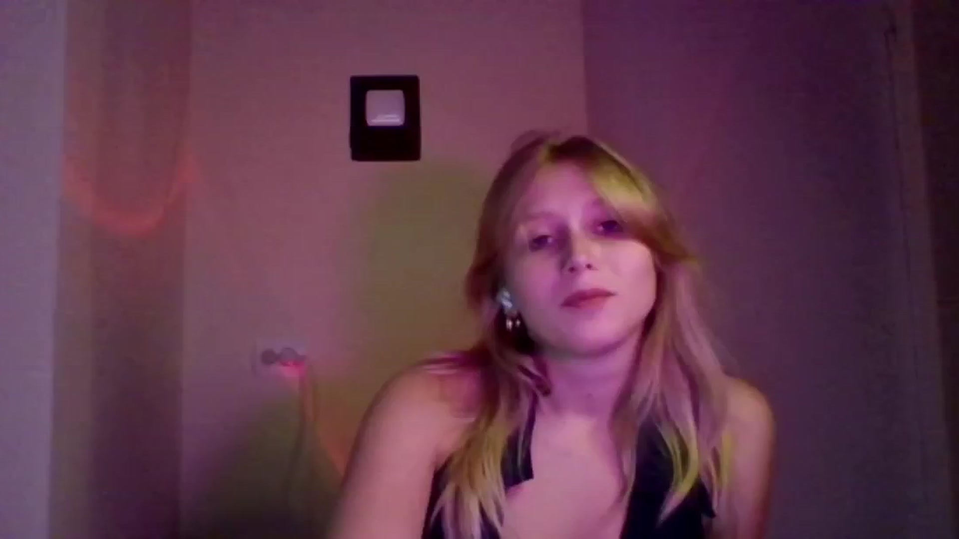 Gallery image thumbnail from EvaMrrr's myfreecams stream on, 10/10/2025, 12:11 image 3 of 20